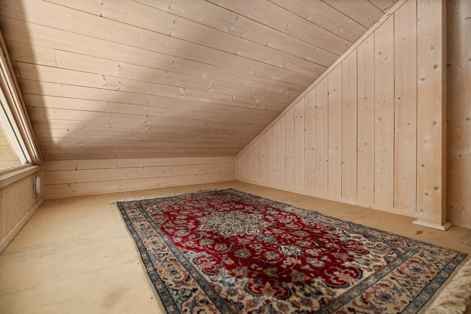 Hems med adkomst fra soverommet. Galleribilde