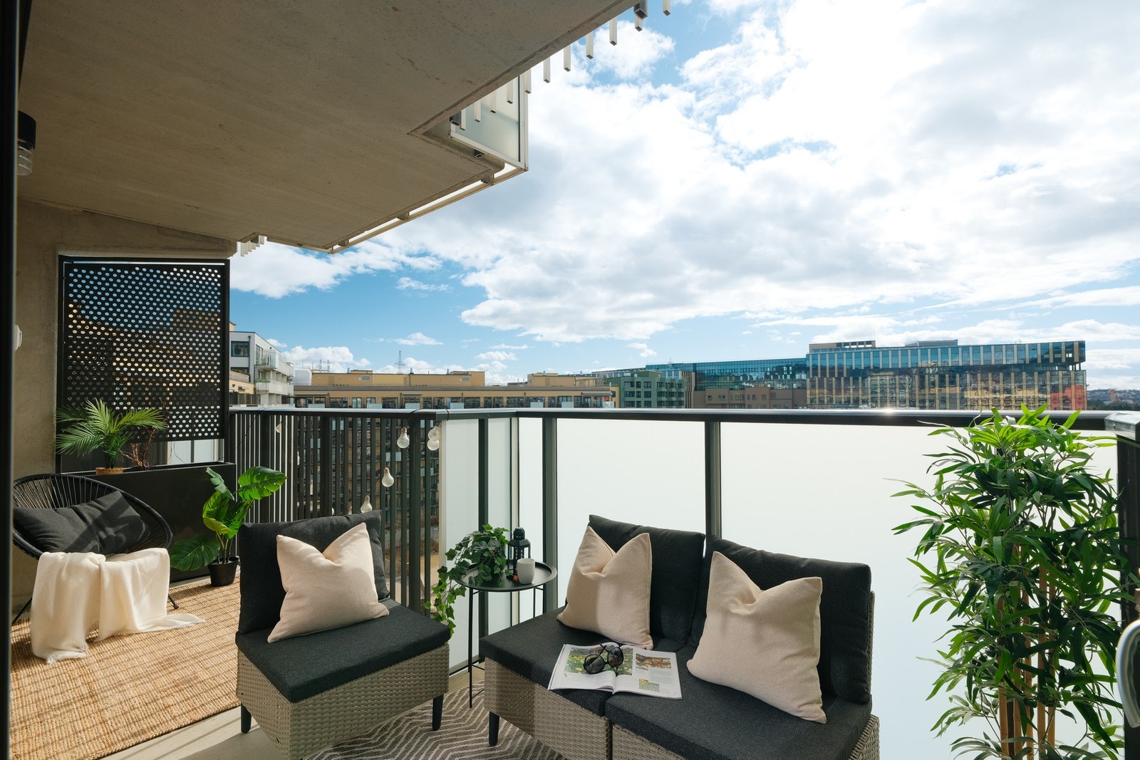 Kristine Hauan Berg ved Eie Løren Økern ønsker velkommen til Selma Ellefsens vei 3D! Galleribilde