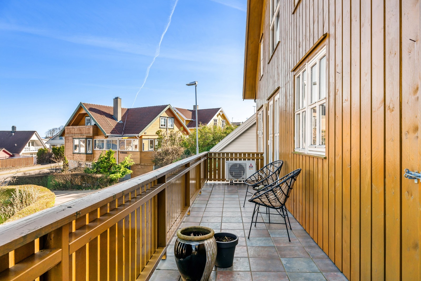 Balkongen foran kjøkkenet. Galleribilde