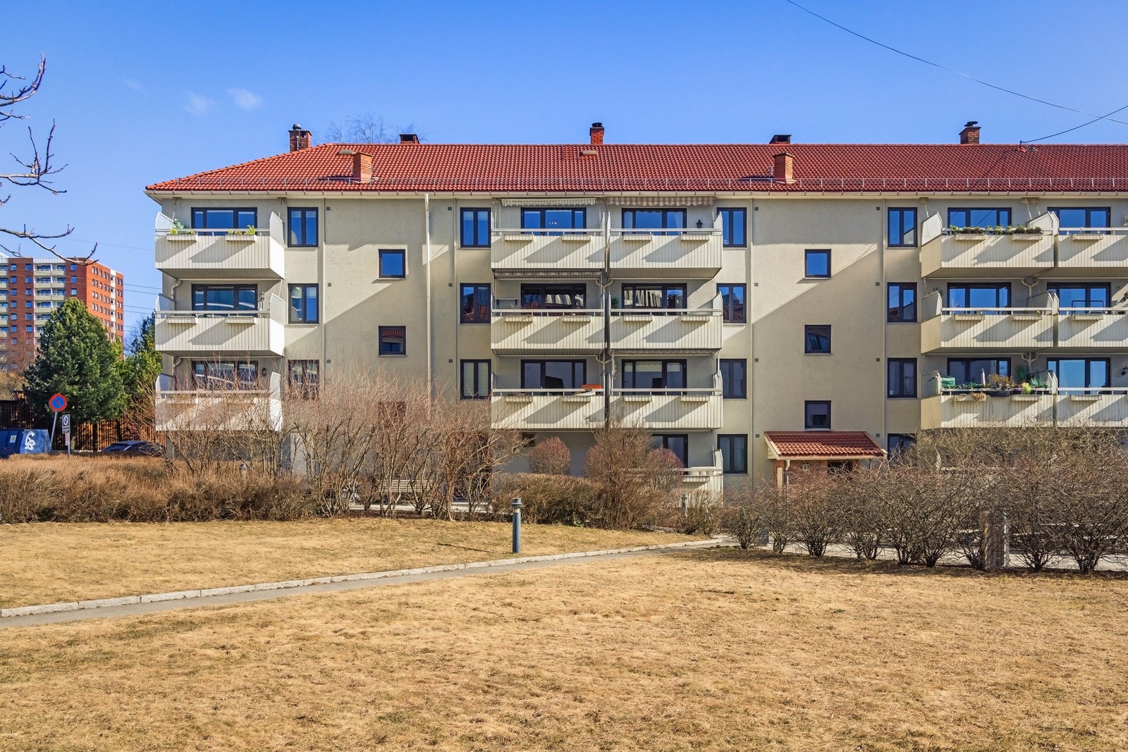 Borettslaget har 2 vaktmestere i heltidsstilling, som gjør en fin innsats i fellesarealene. Galleribilde