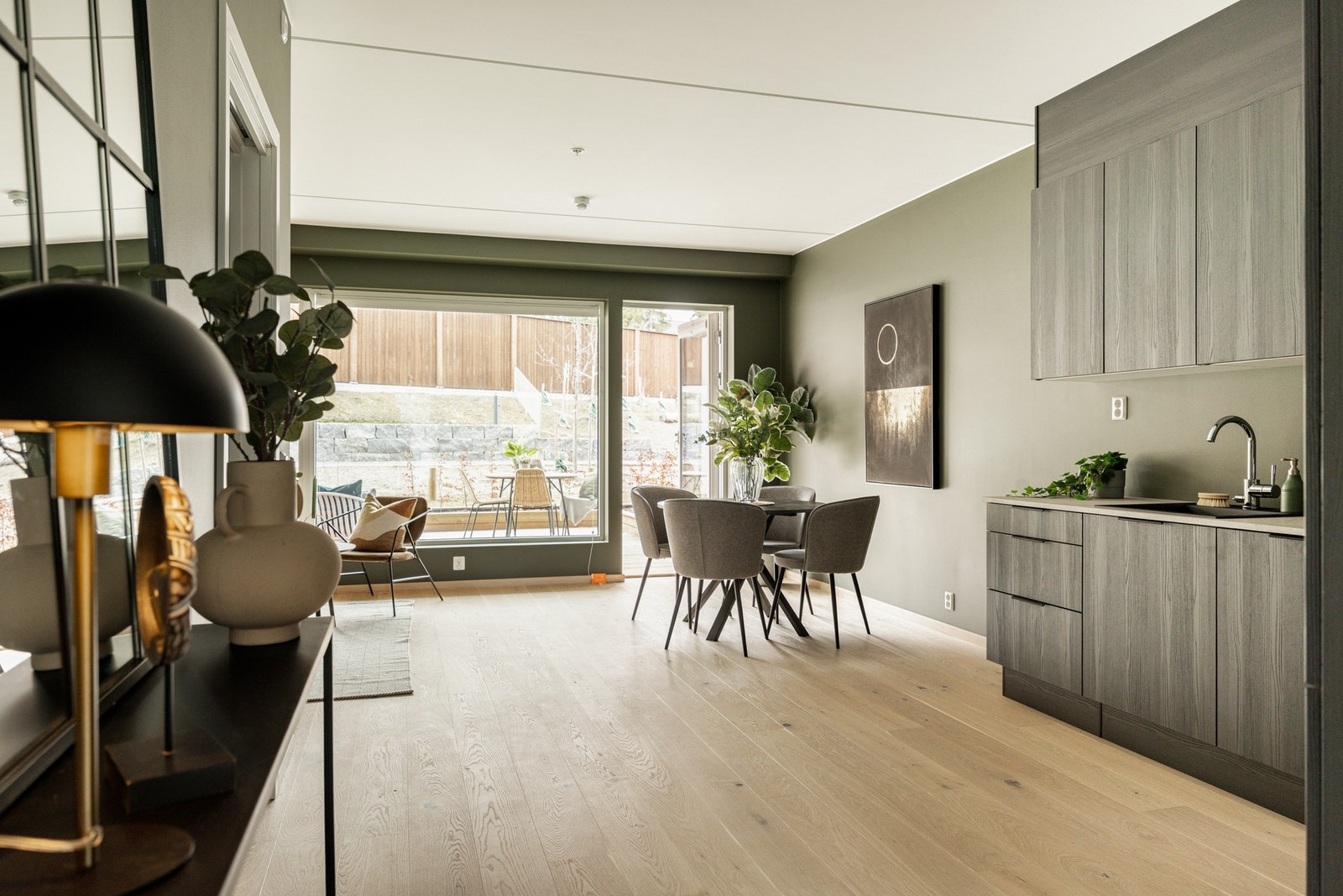 En nyoppført og meget innbydende selveierleilighet. Galleribilde