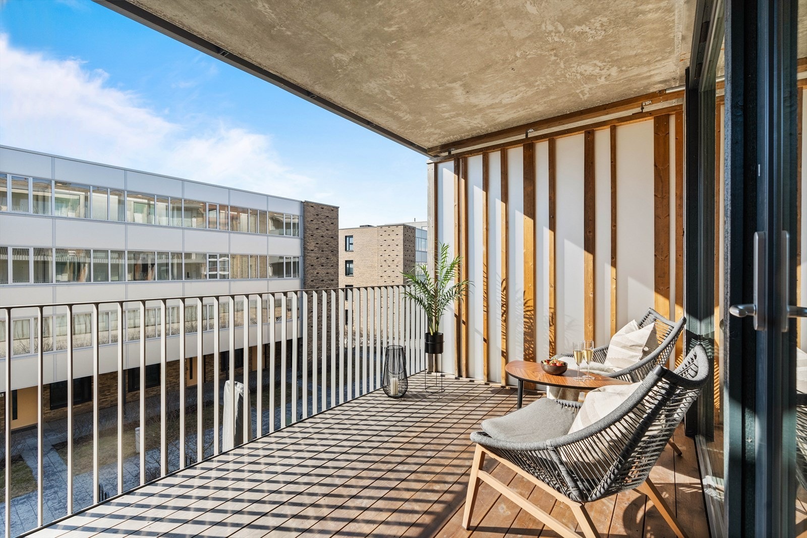 God plass til utemøblement. Galleribilde