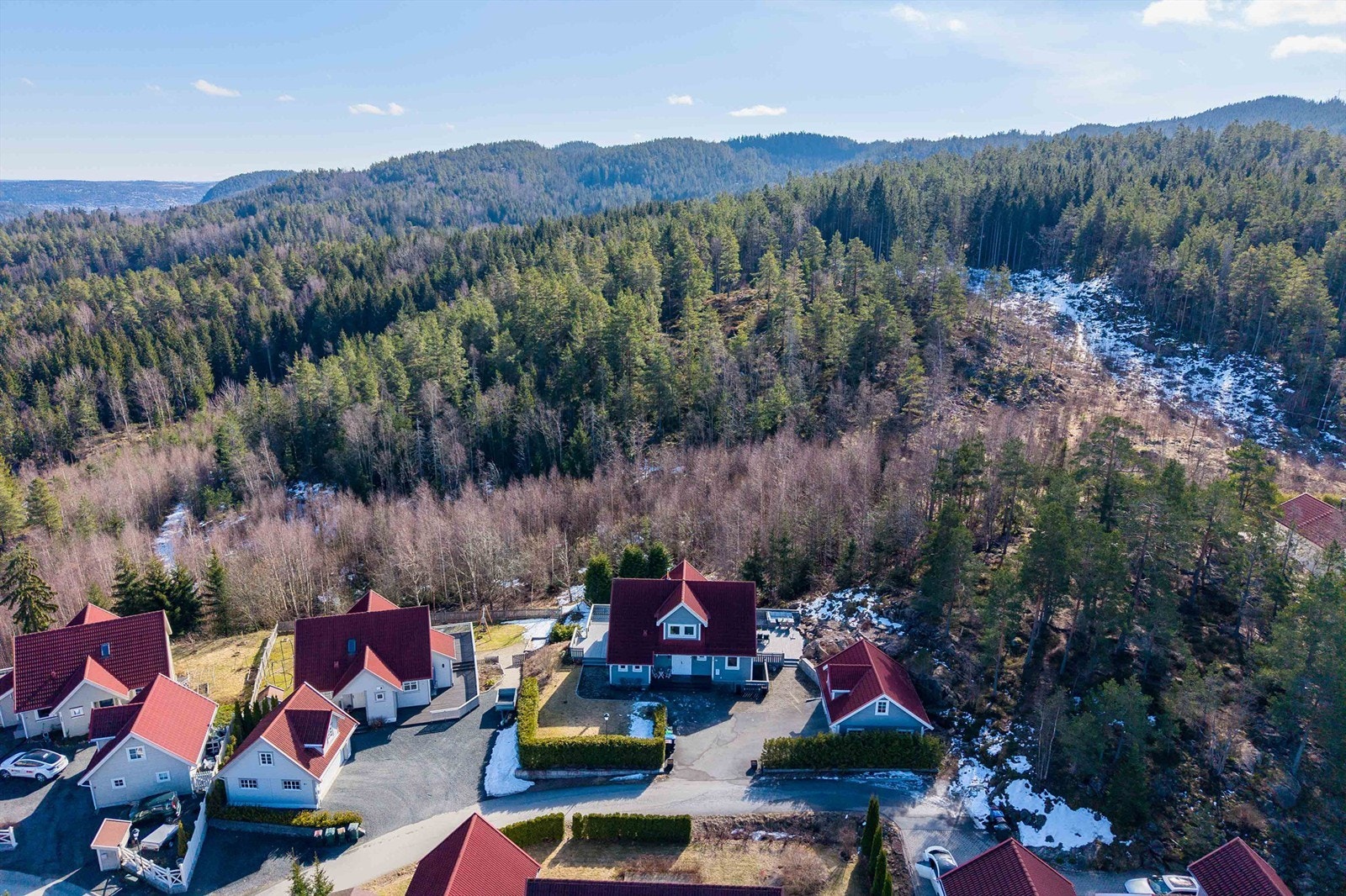 Beliggende innerst i rolig blindvei Galleribilde