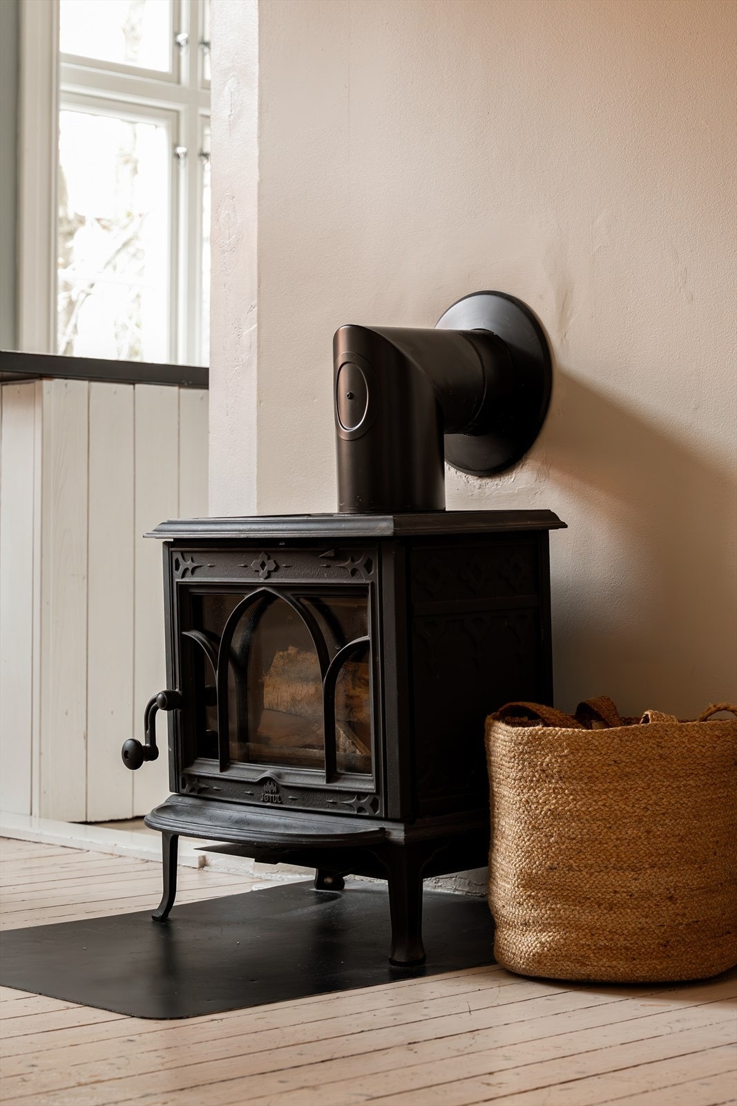 Vedovn i spisestuen Galleribilde