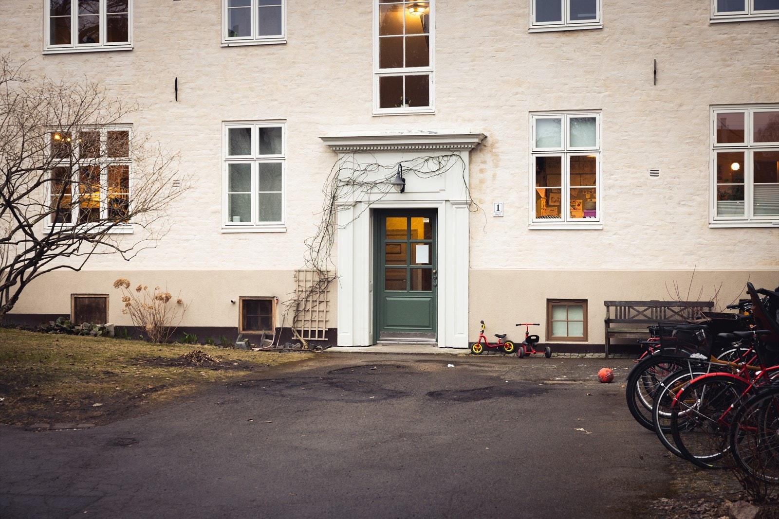 - Inngangsparti - Galleribilde