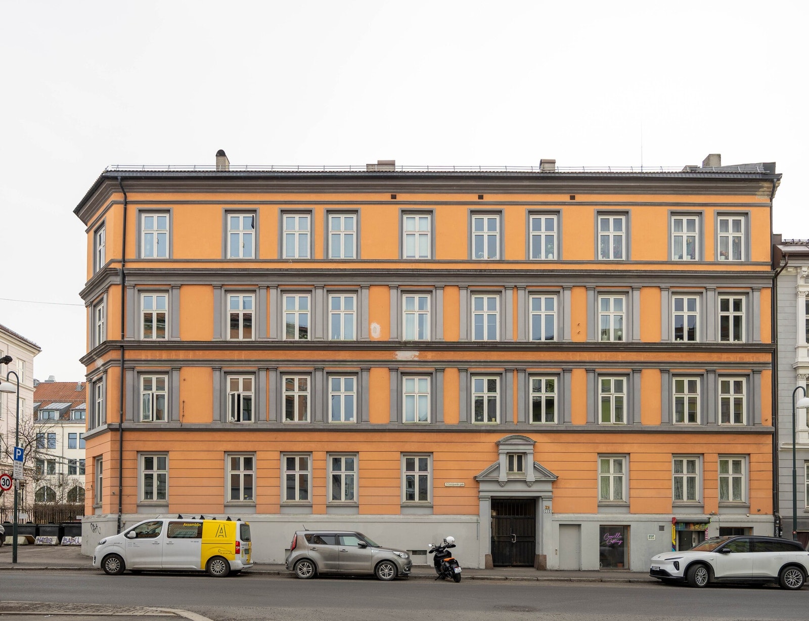 Perfekt leilighet for deg som ønsker å bo sentralt i Gamlebyen med gangavstand til alt man trenger i hverdagen. Galleribilde