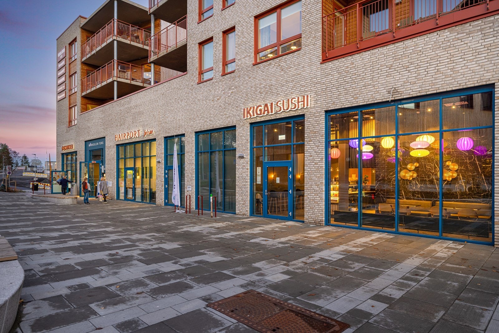 Fjerdingby er et satsningsområde i kommunen og kan skilte med et nytt bysentrum ved Marikollen torg. Galleribilde