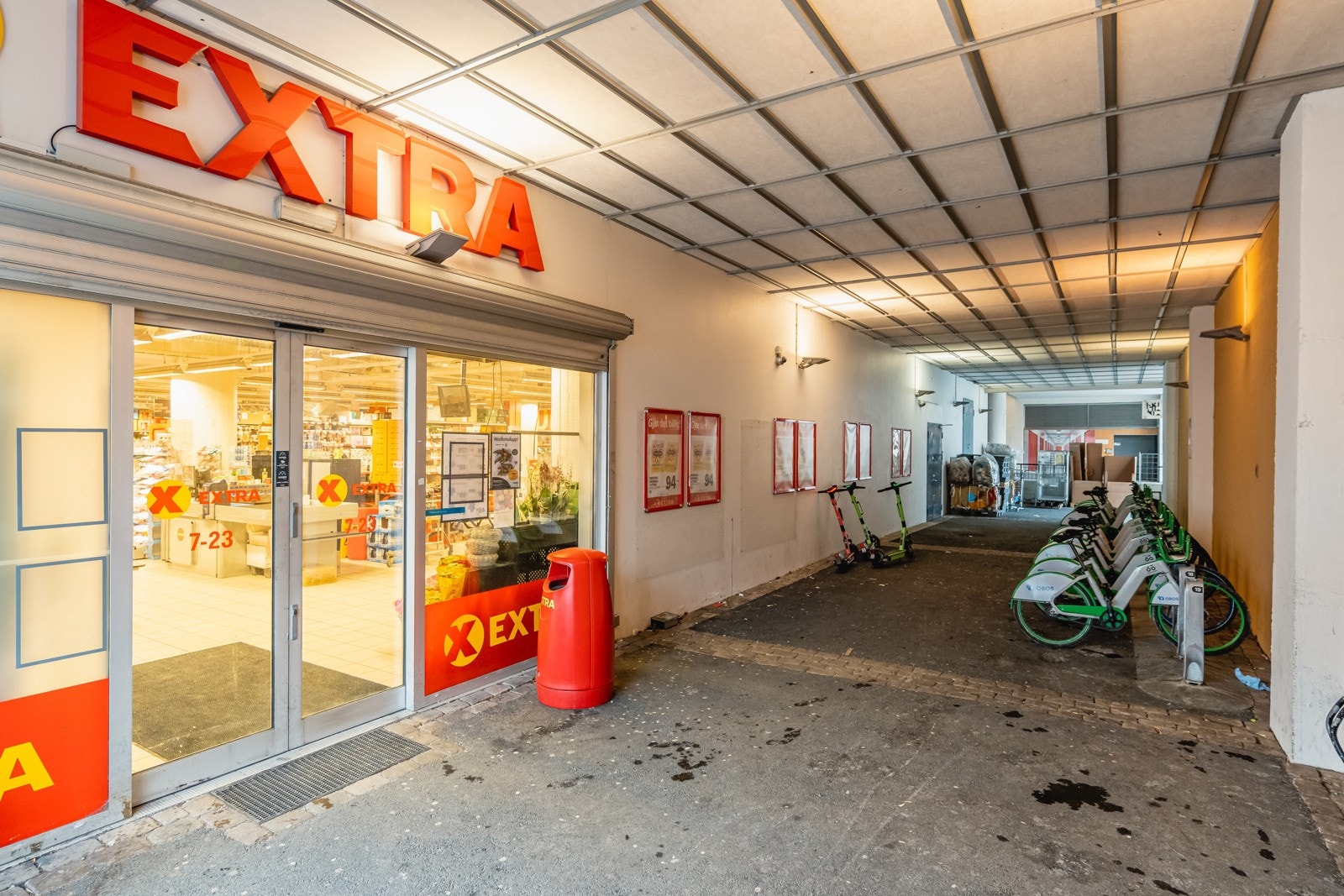 EXTRA ligger like utenfor ytterdøren. Galleribilde