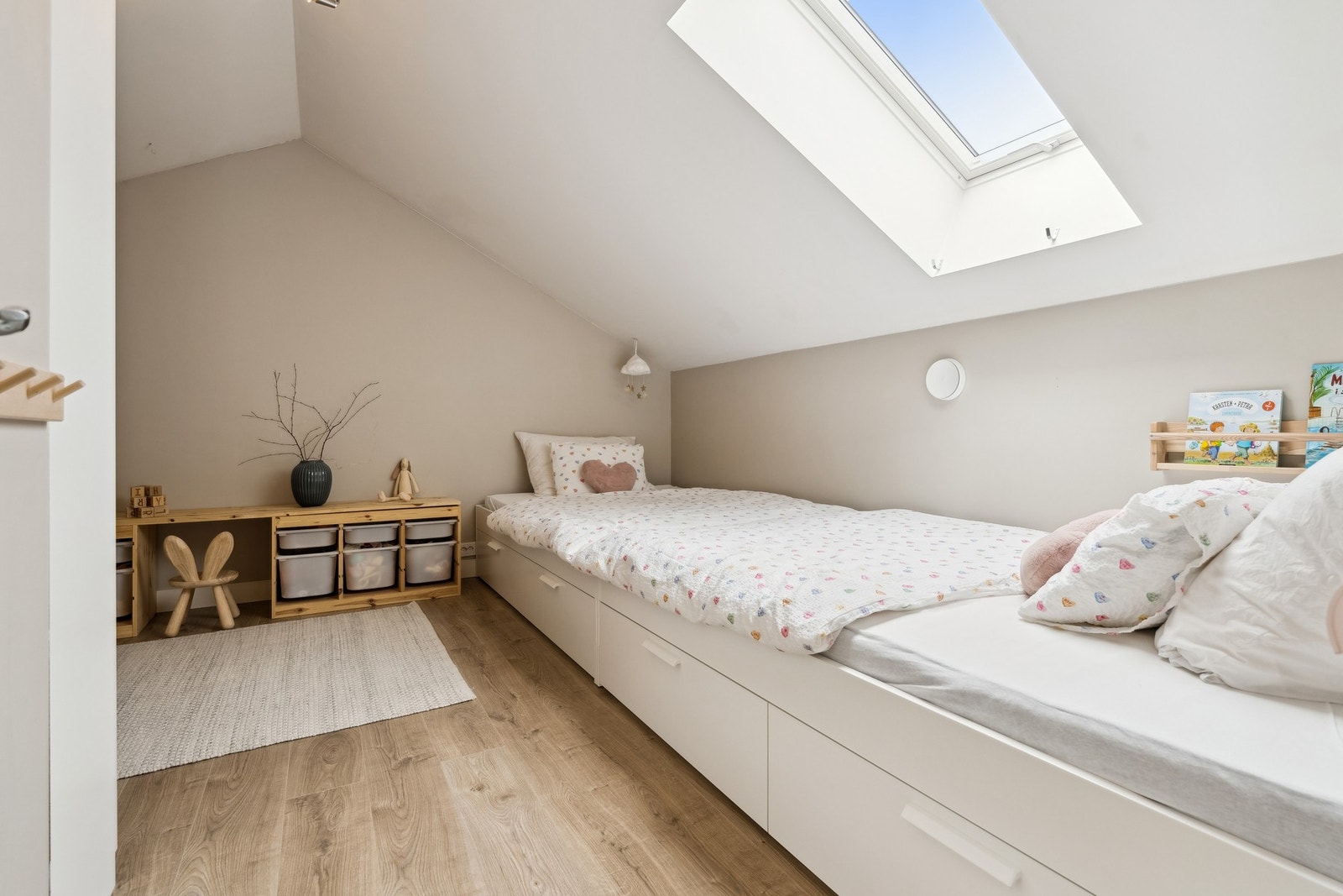 Disponibelt rom på loft innredet som soverom 4. Ikke bruksendret Galleribilde