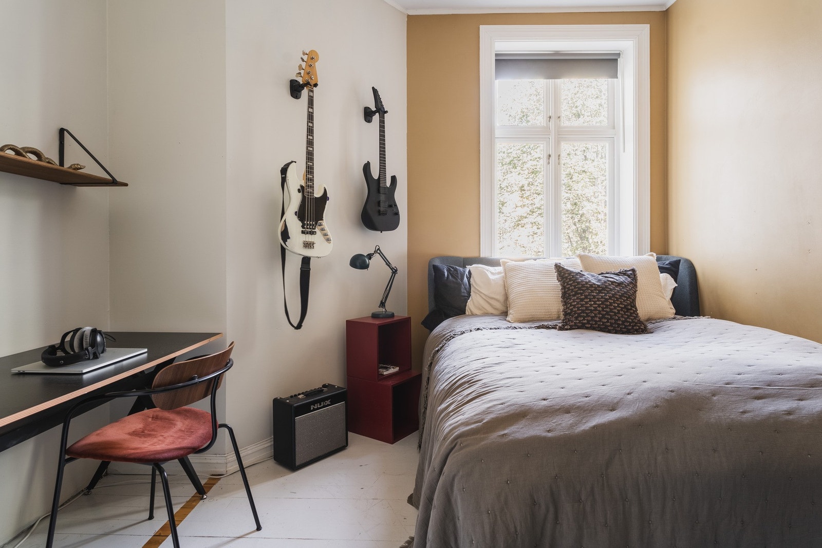 Soverom 2 passer utmerket til barnerom eller gjesterom. Galleribilde