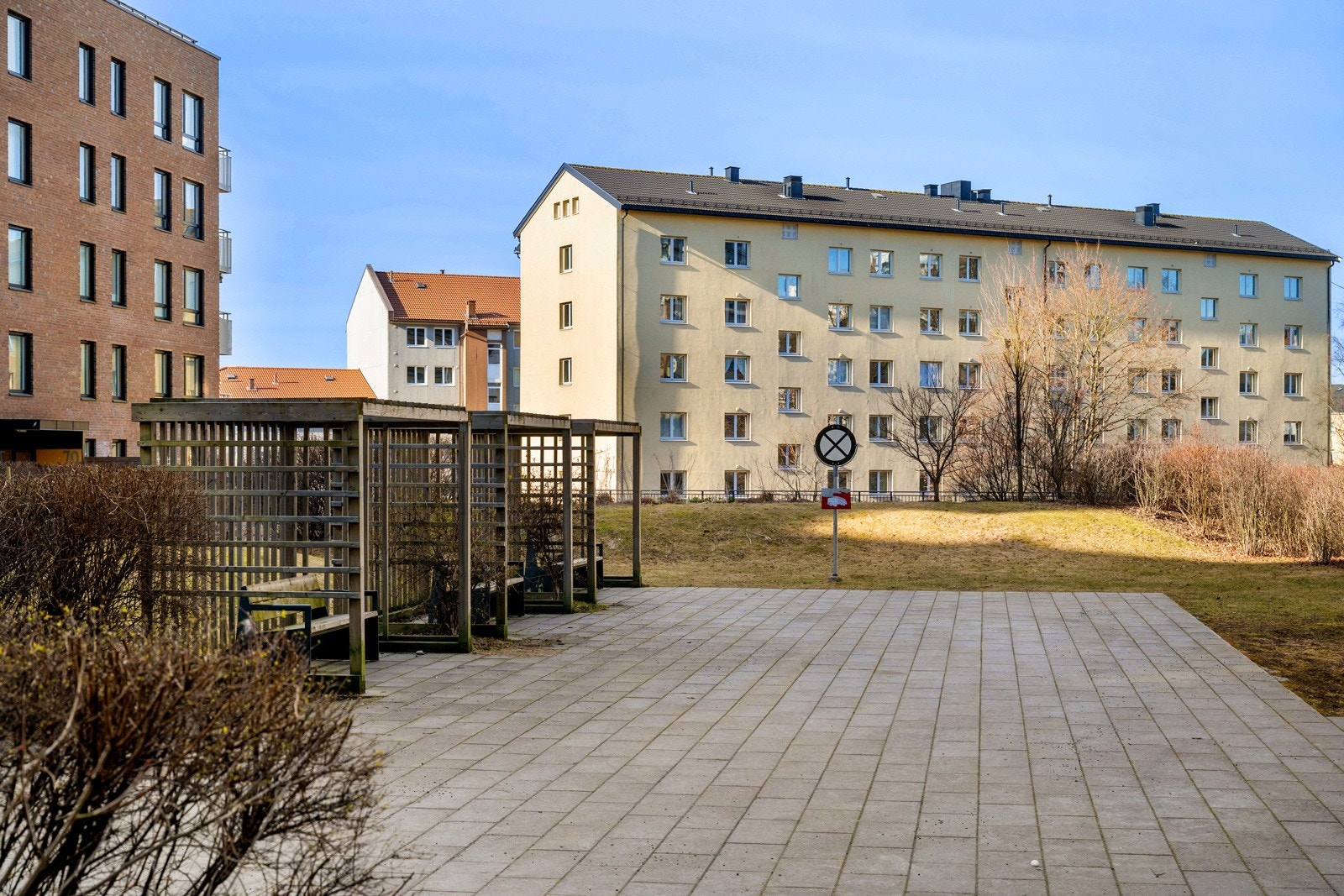 Uteområde. Galleribilde