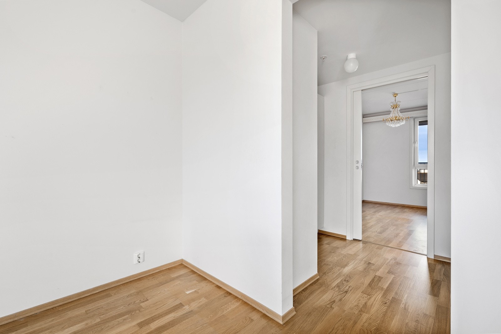 Entré. Galleribilde