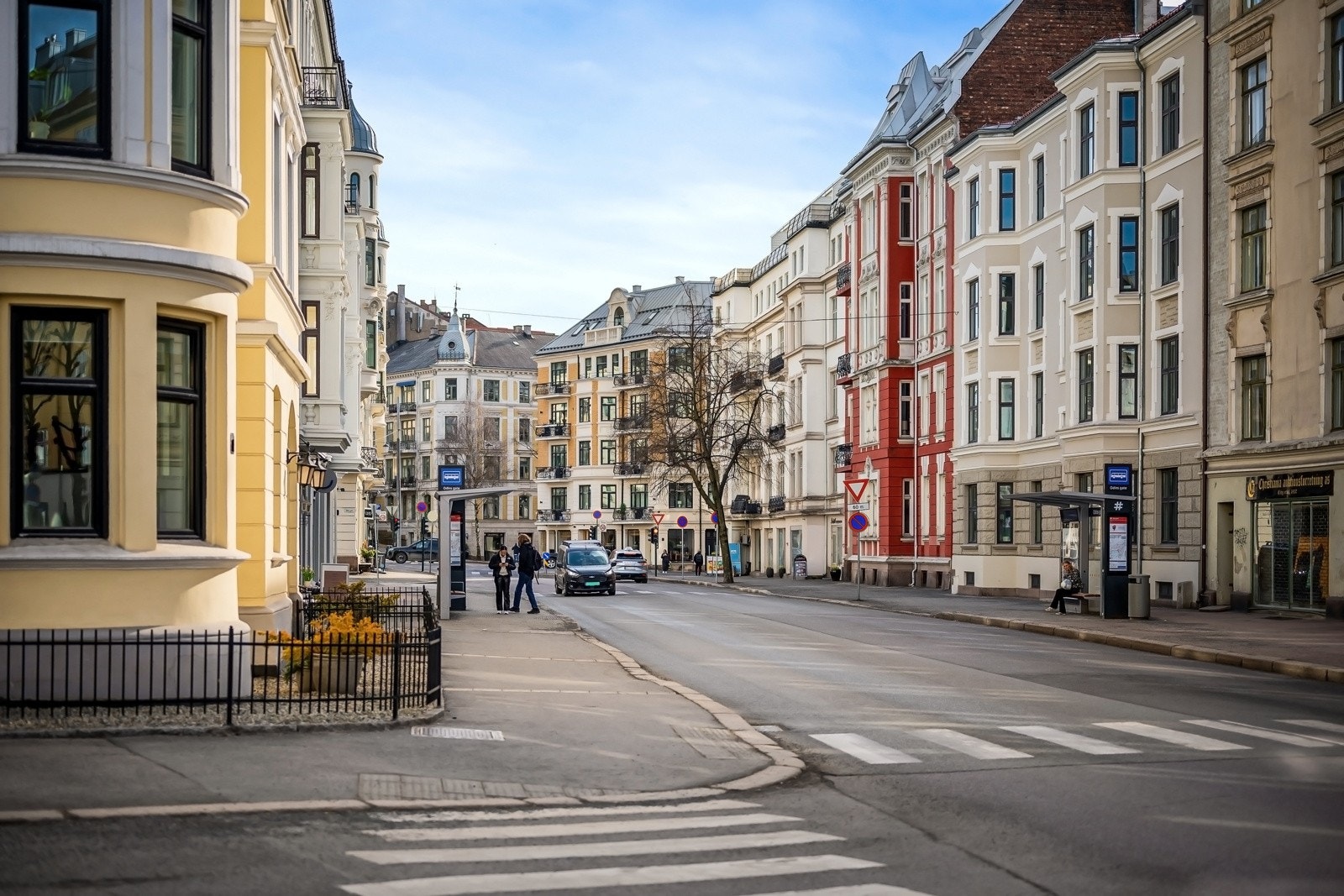 Beliggenheten passer utmerket for deg som vil bo tilbaketrukket, samtidig som du har nærhet til alle Frogners fasiliteter. Galleribilde