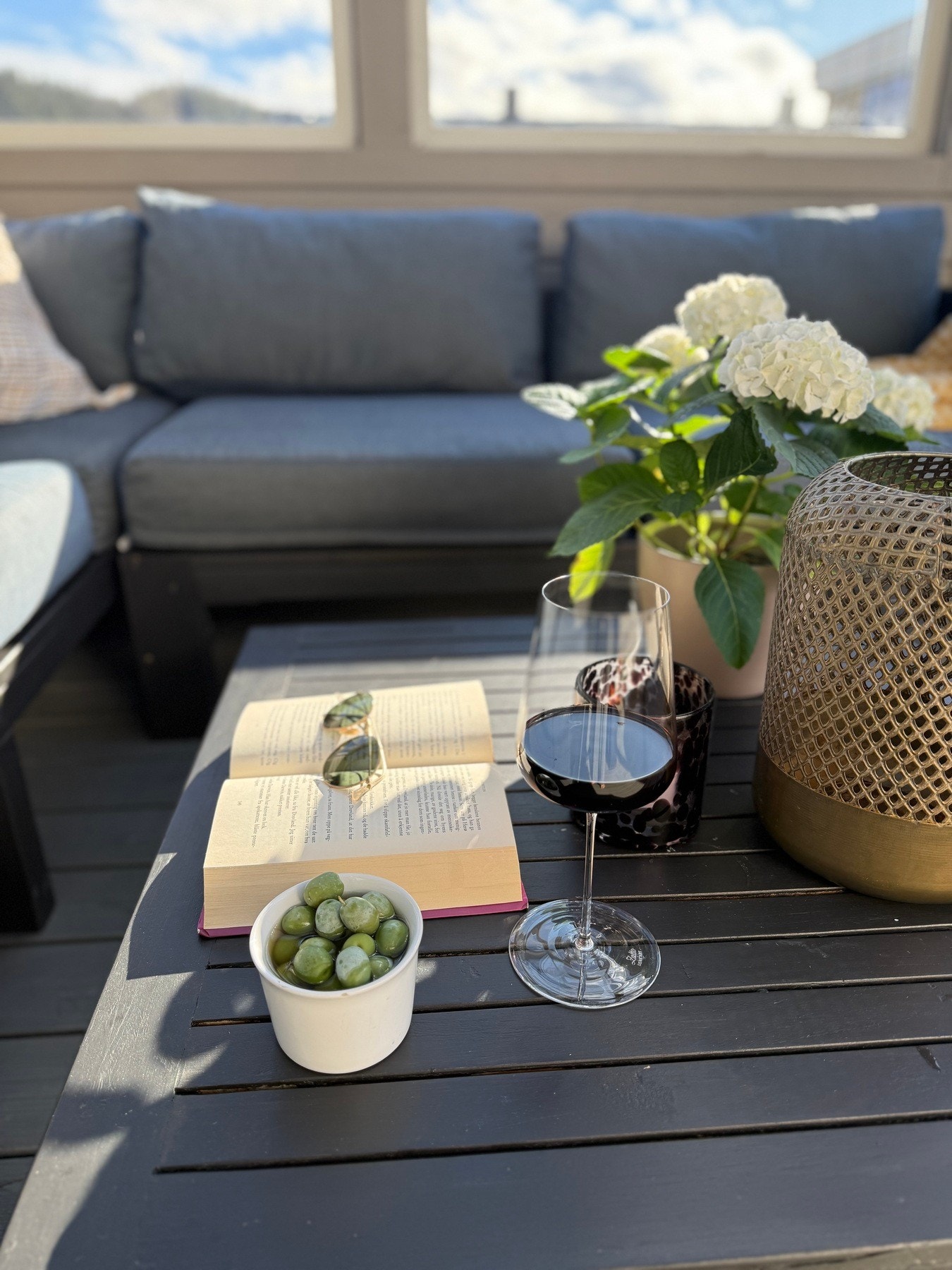 Ikke den dummeste plassen å slå seg ned med noe godt i glasset. Galleribilde