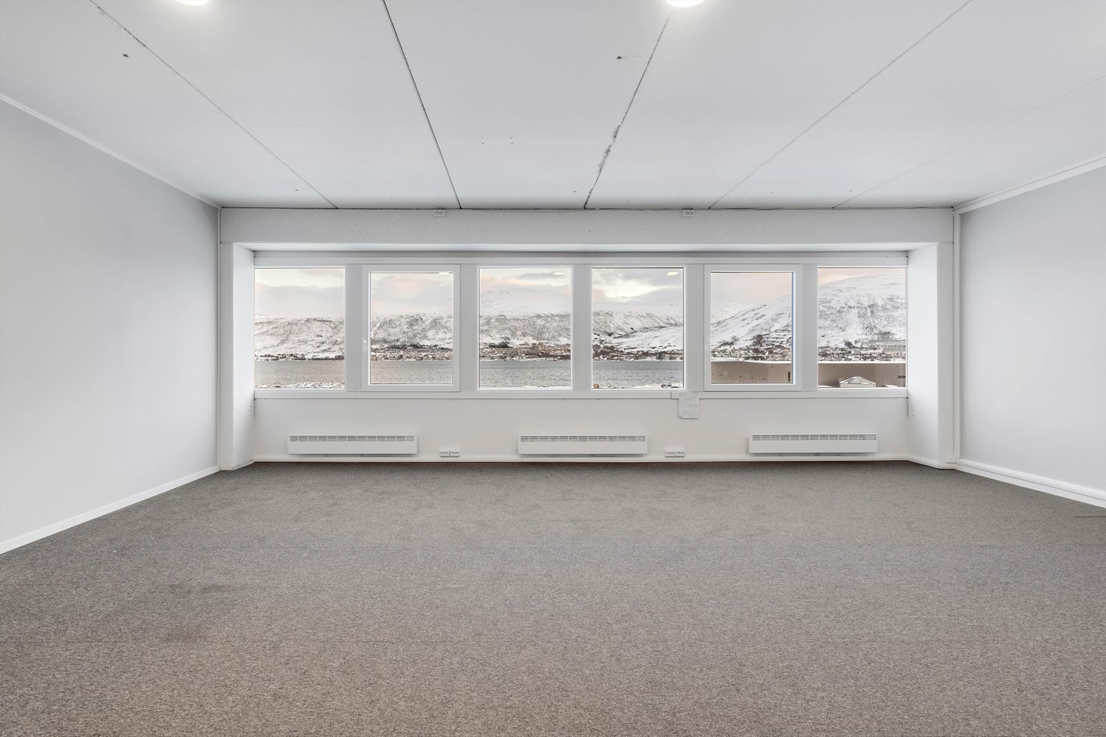 Attraktive kontorlokaler som kan tilpasses ny leietaker Galleribilde