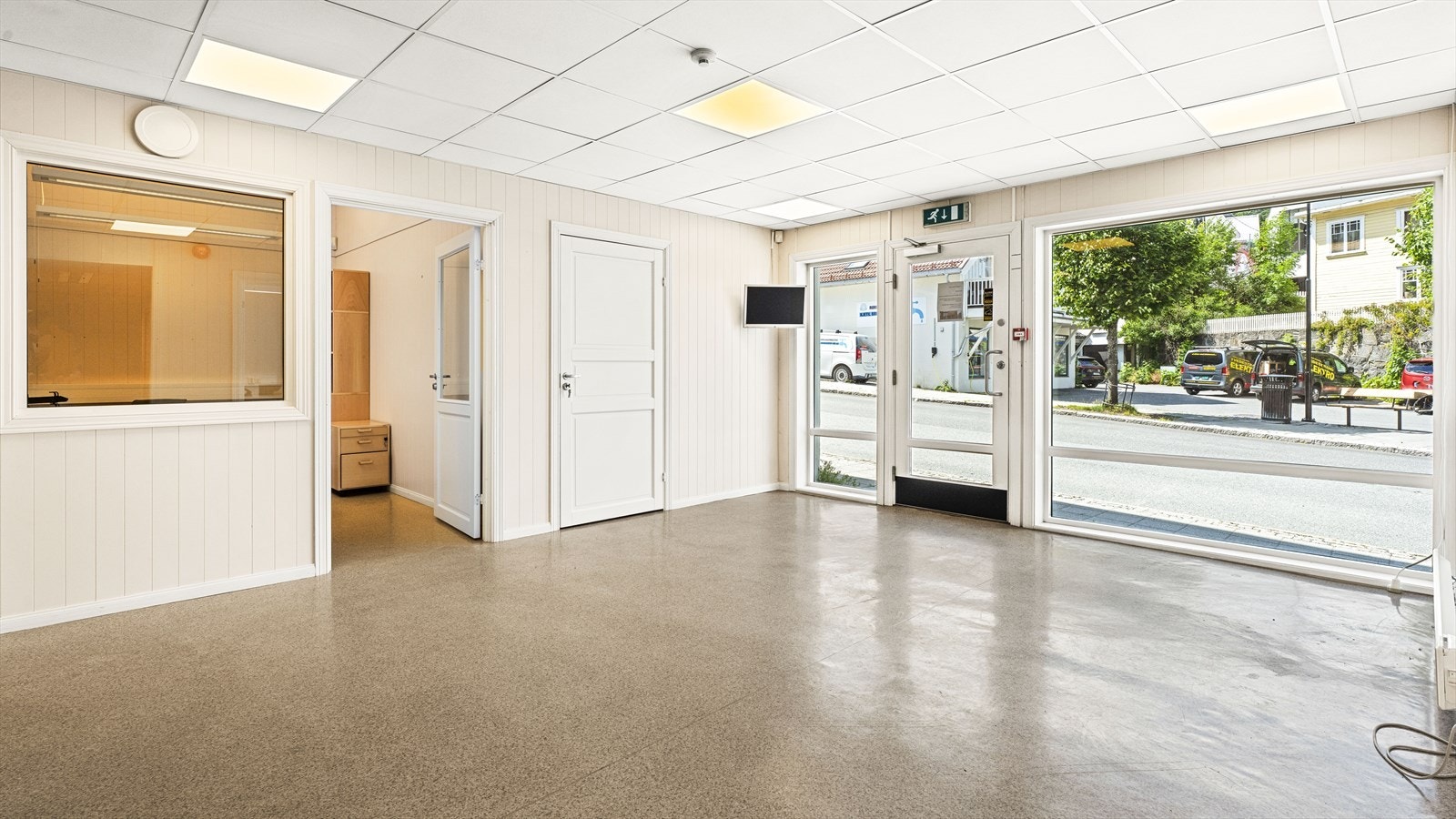 Romslig entré/ hall Galleribilde