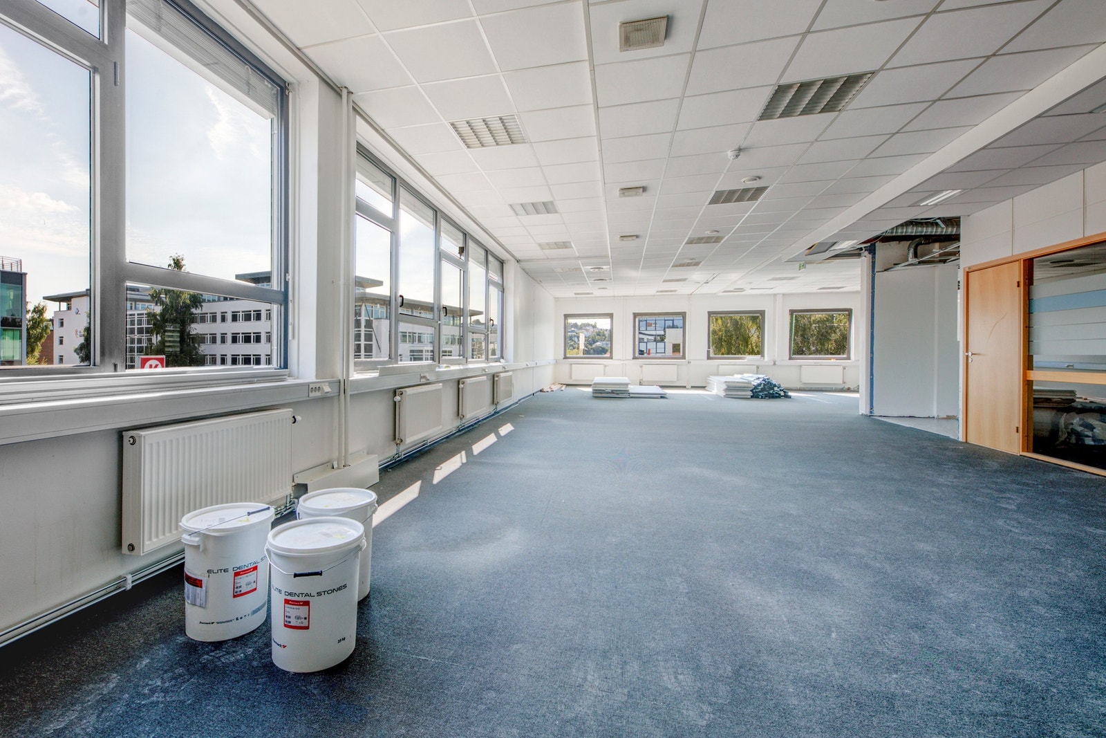 Ledig areal i 3. etg. Romplan tilpasses brukerens behov og oppgraderes iht. Bryn Eiendom sin standard produktleveranse. Galleribilde