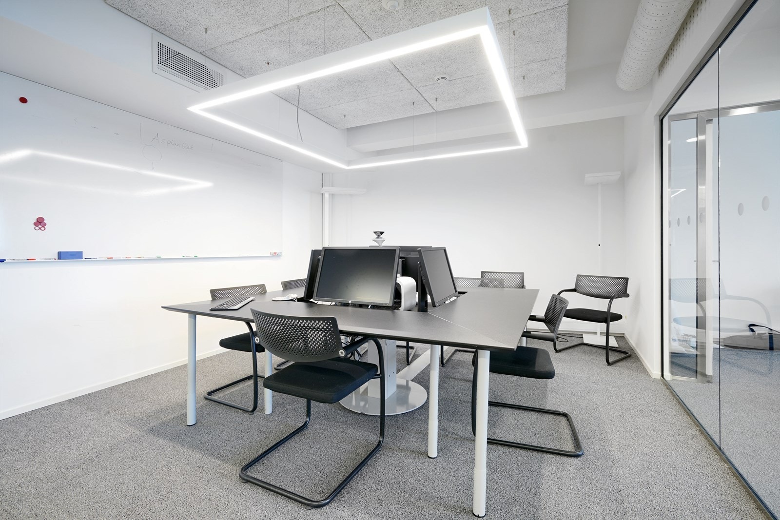 Eksempel fra annen etasje i bygget Galleribilde