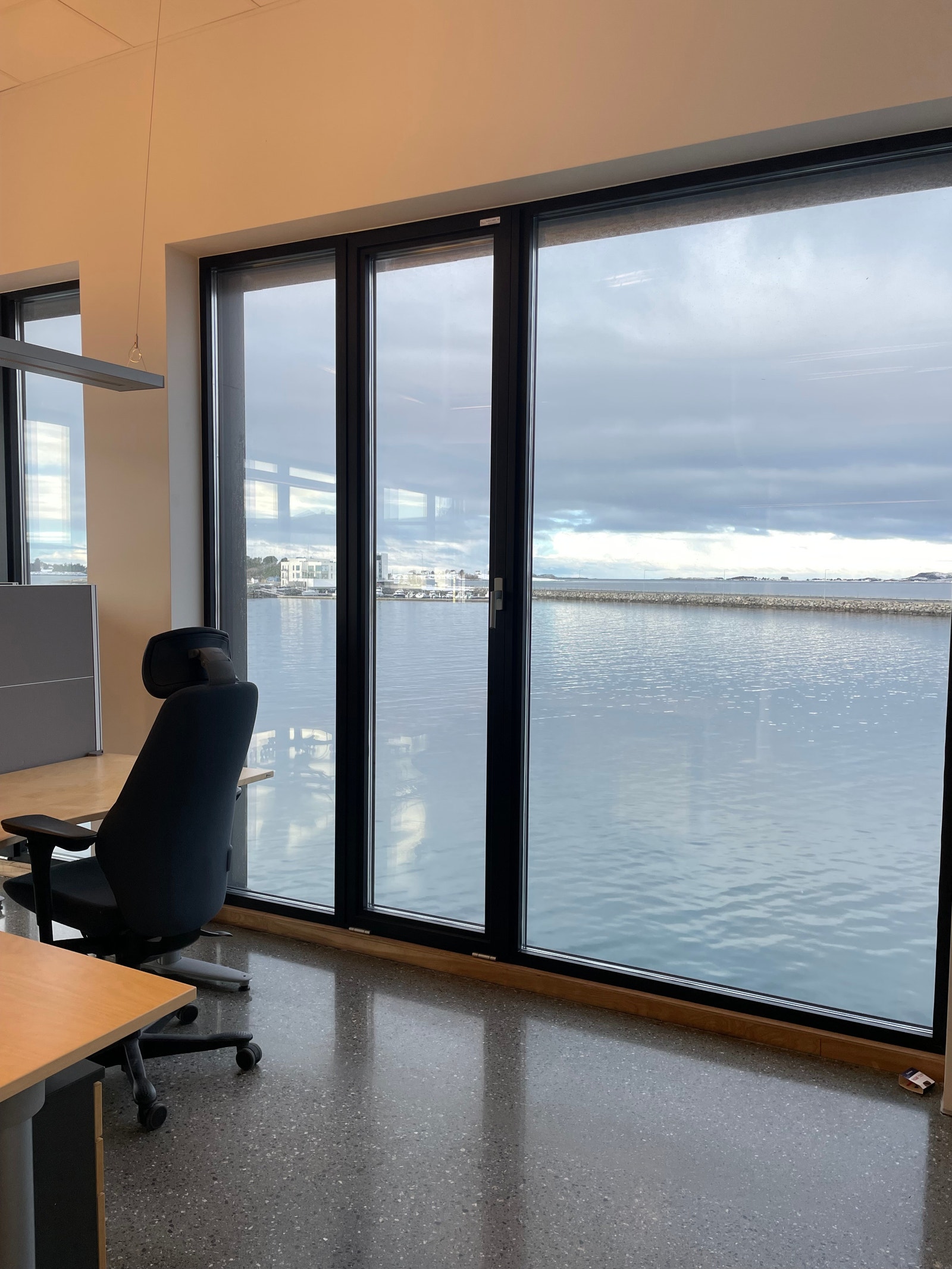 Hjørnekontor 63m2 Galleribilde