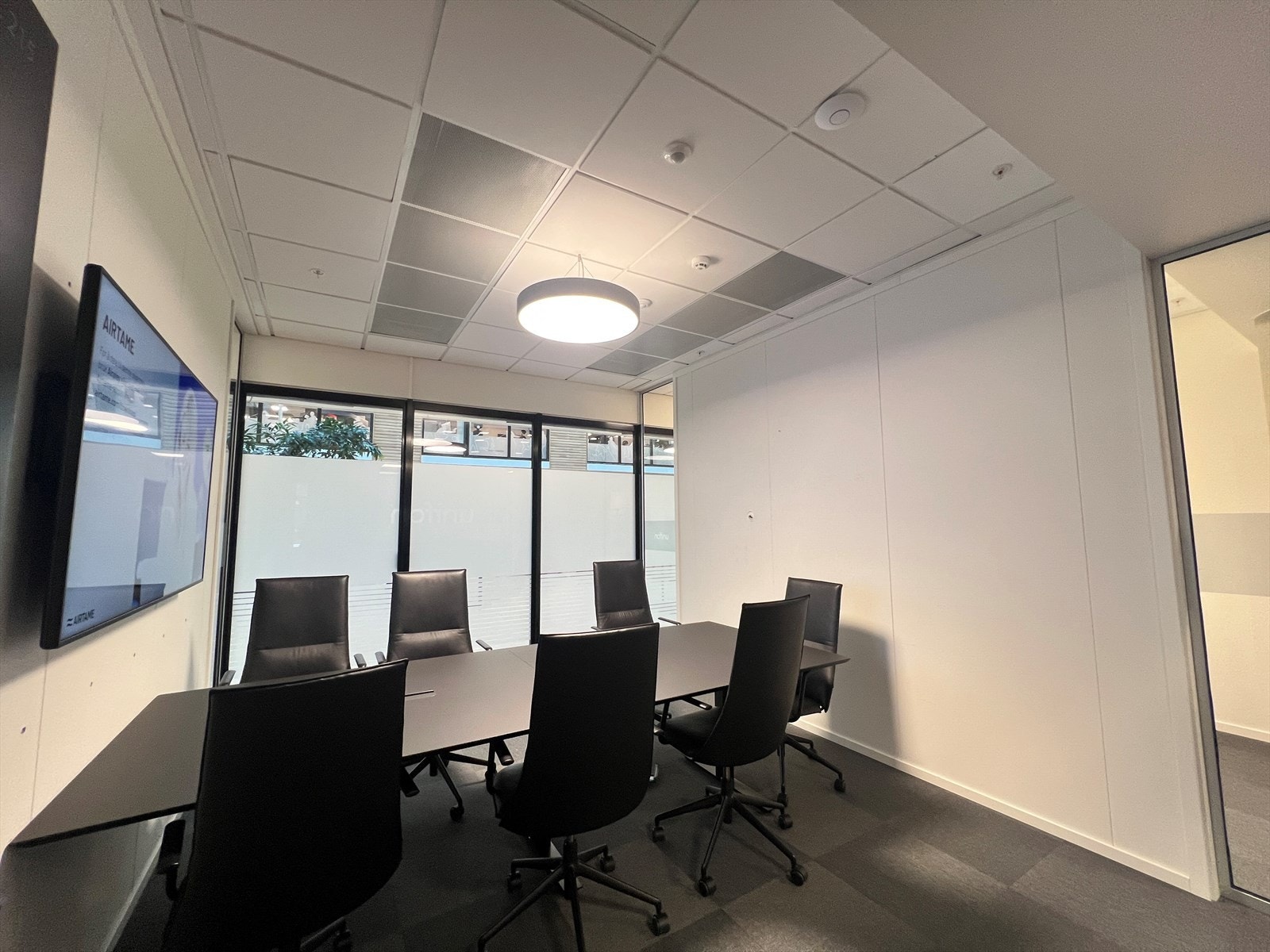 Her skal det være god nok plass til 8-10 personer. Galleribilde