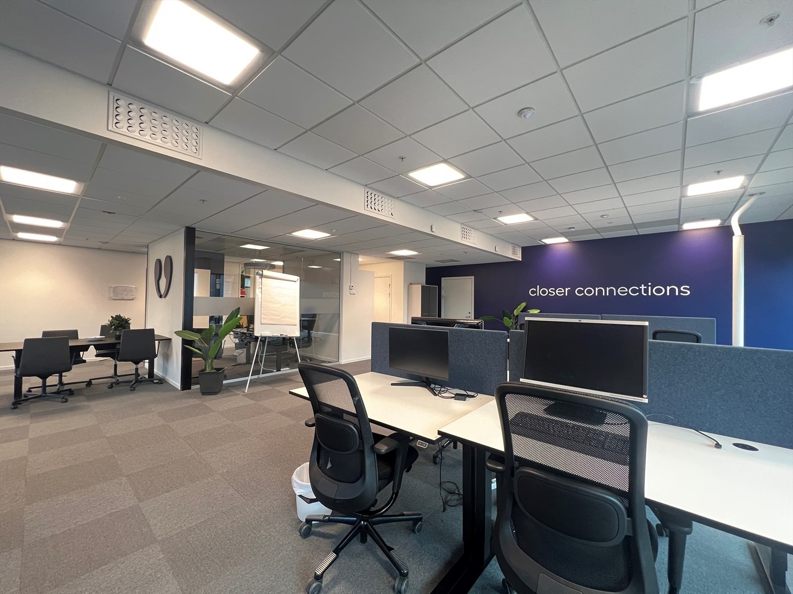 God plass til både arbeid- og sosial sone. Galleribilde