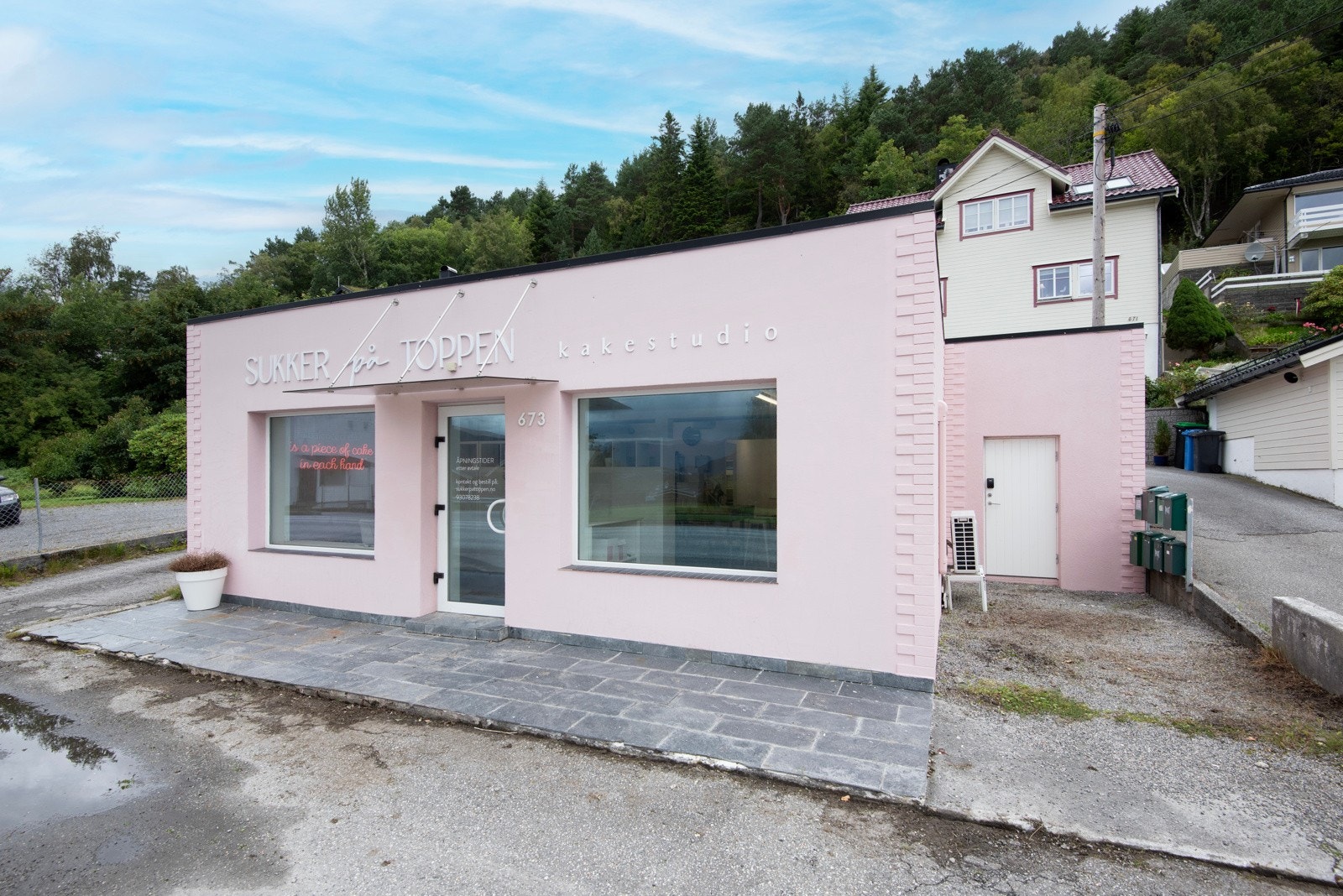 Et velkjent næringsbygg som er betydelig oppgradert de senere år. Galleribilde