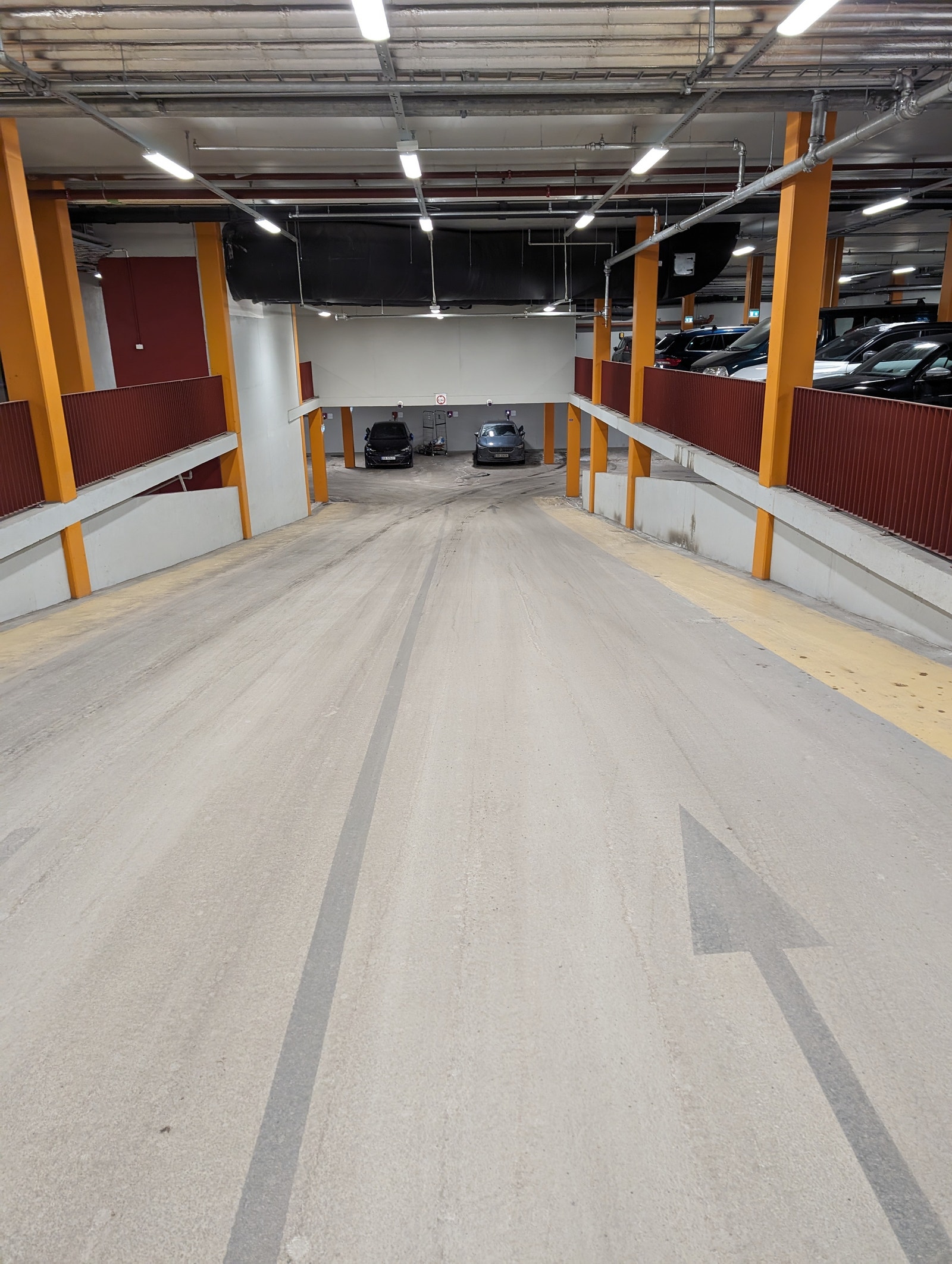 God plass i hele P-huset Galleribilde