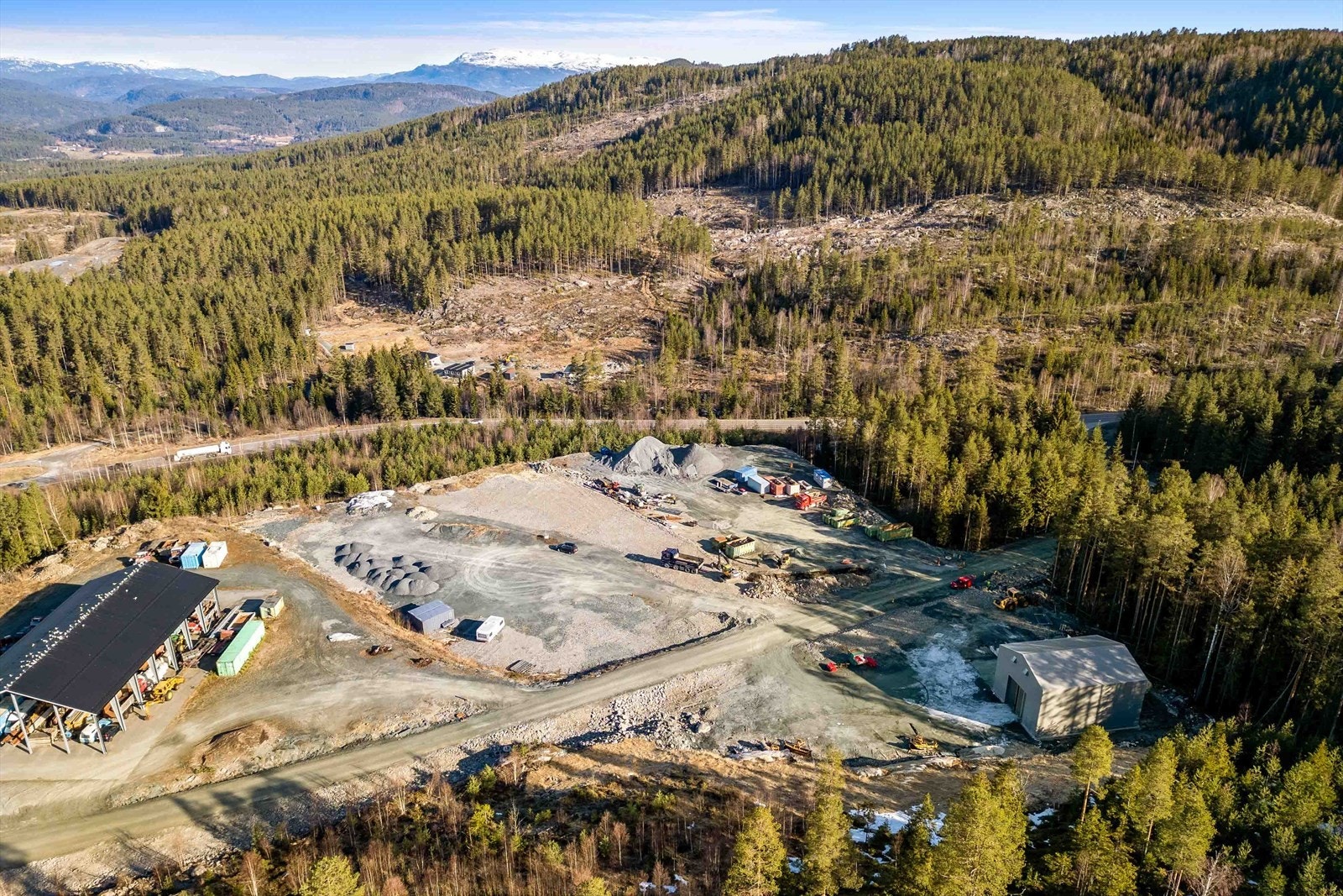 004_DJI_0049.jpg.jpg Galleribilde
