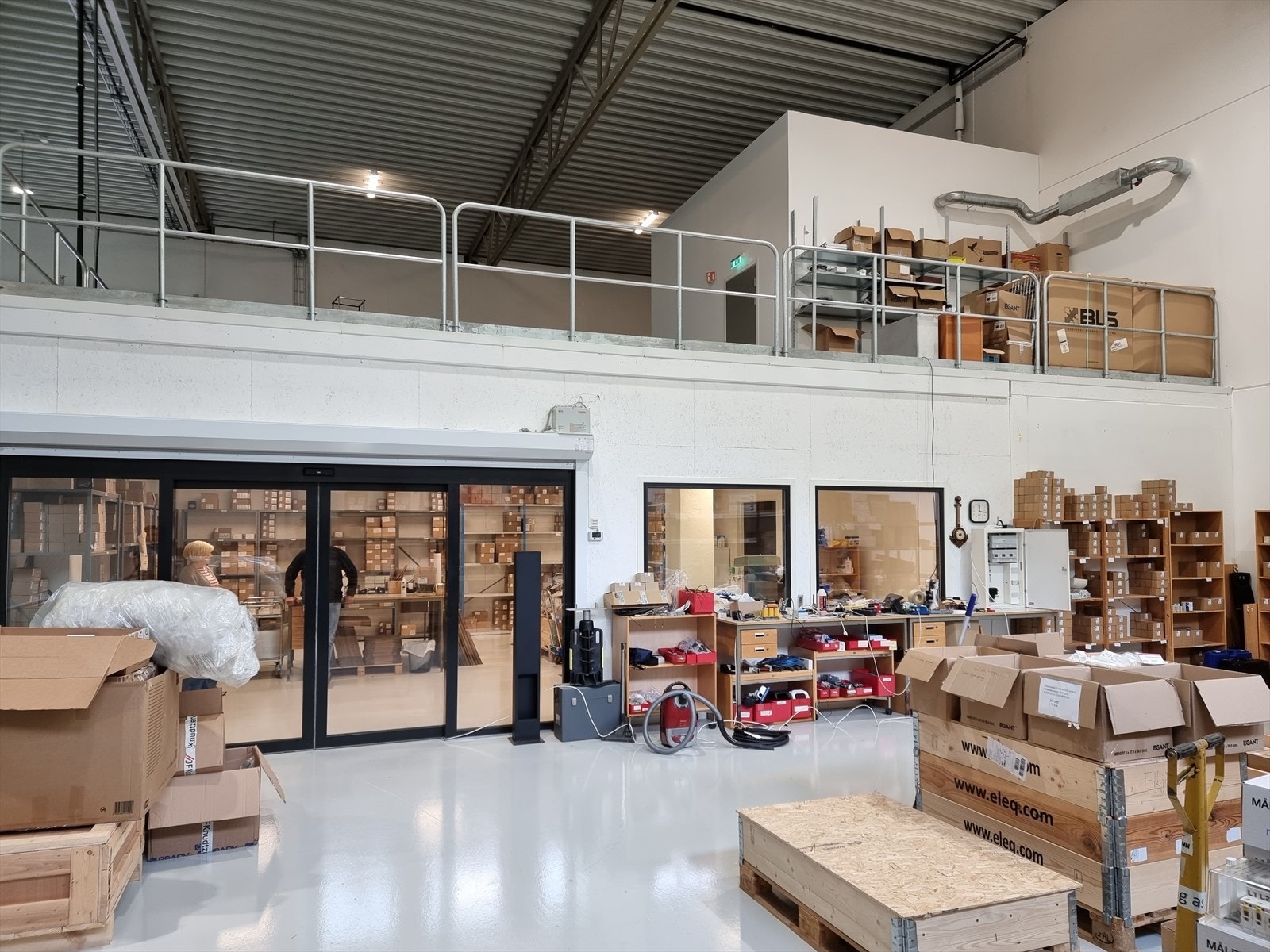 Pakkerom på mesanin Galleribilde