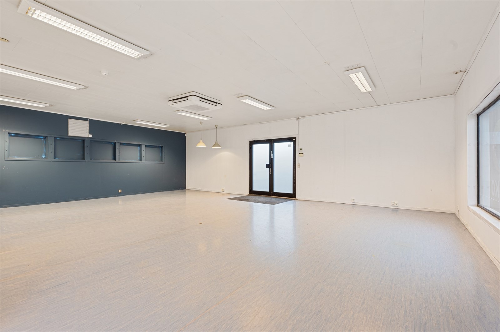 Smidsrødveien 103-034.jpg Galleribilde