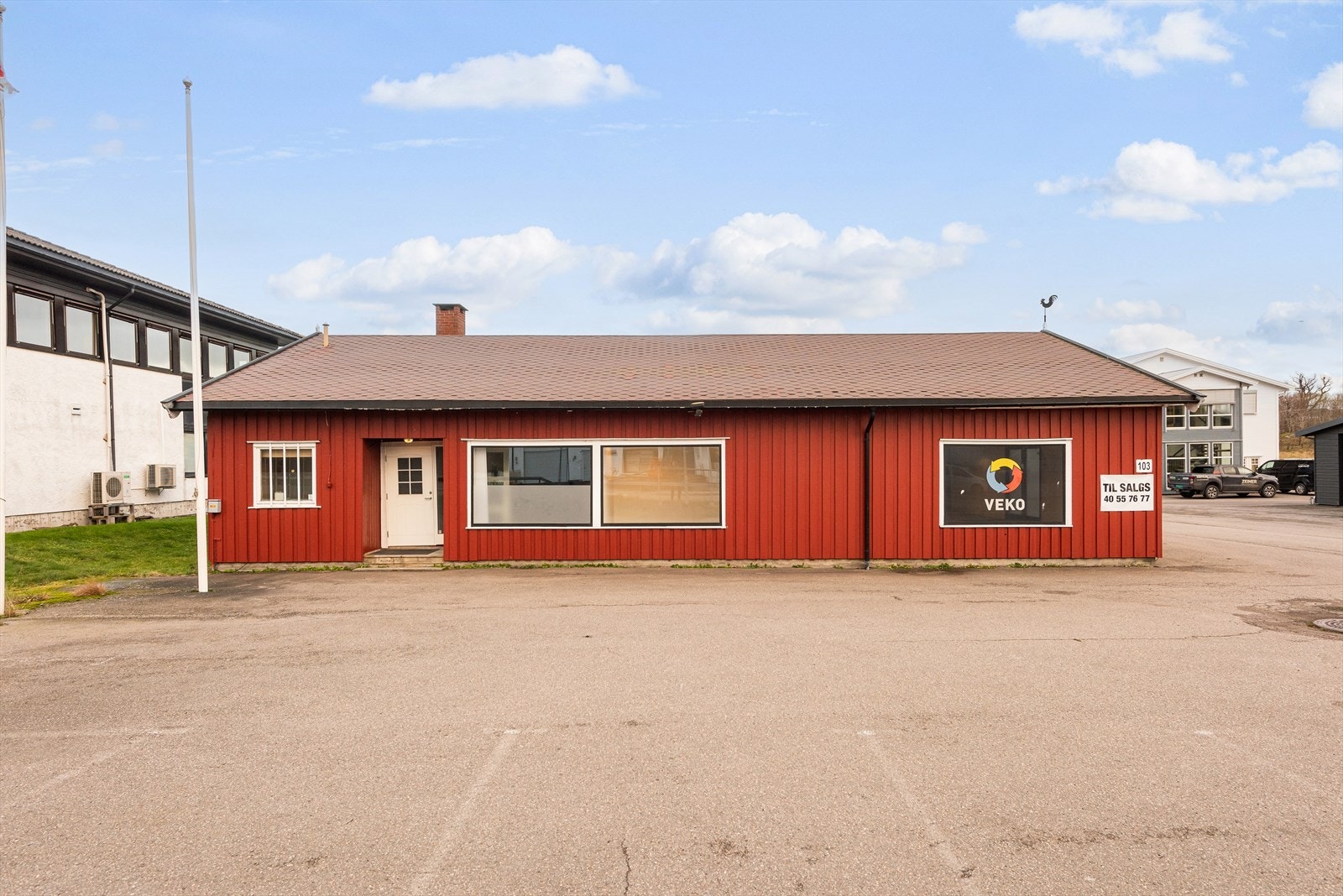Smidsrødveien 103-060.jpg Galleribilde