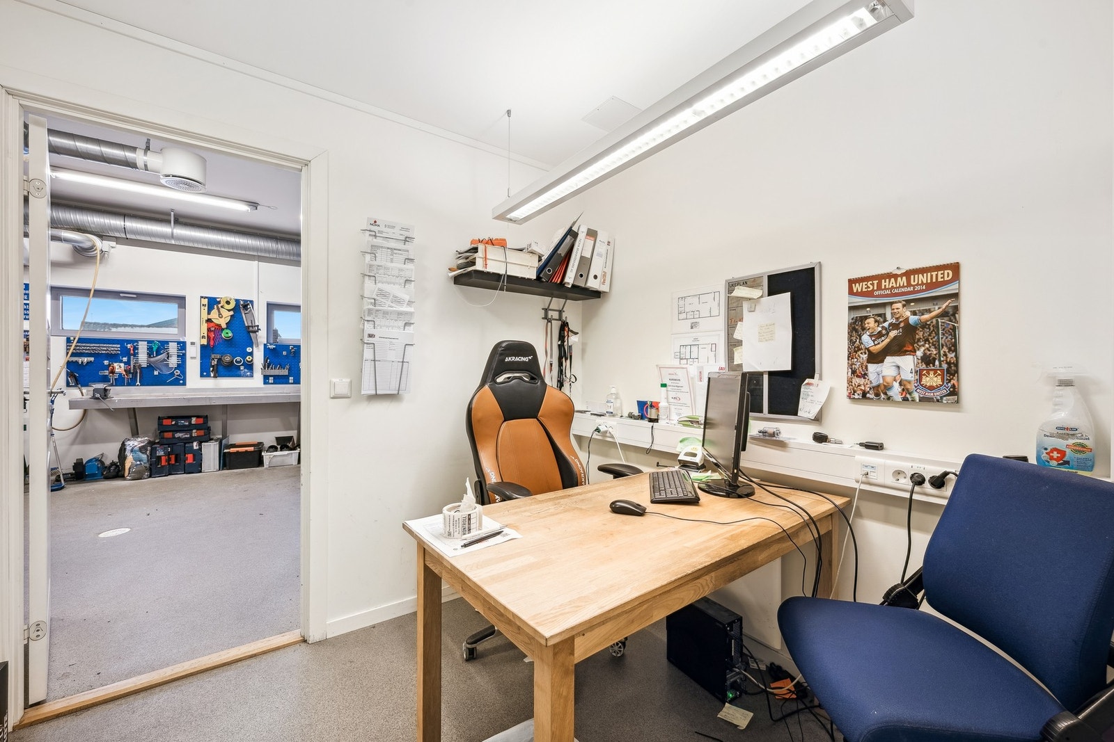 Kontor, verksted Galleribilde