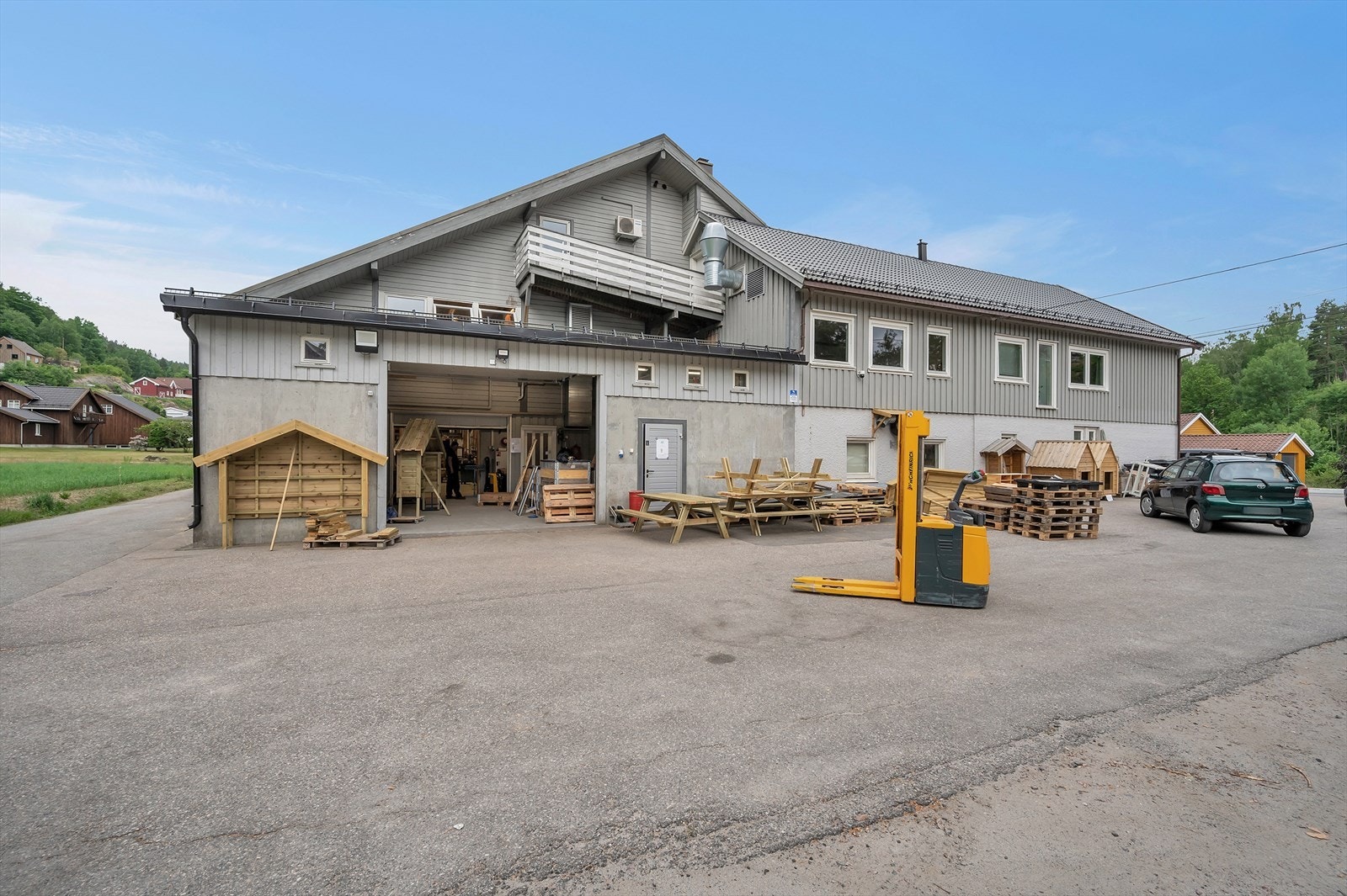 Kjøreport inn til verksted/lager Galleribilde