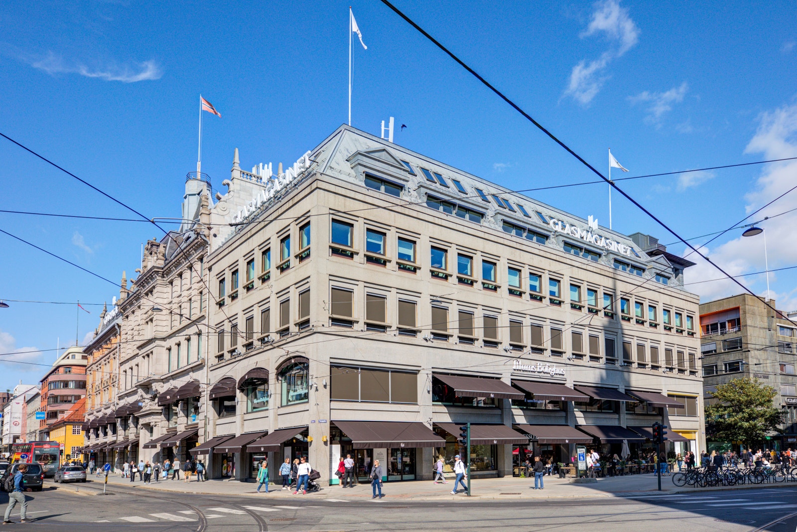 Ærverdige Glasmagasinet. De ledige lokalene ligger på hjørnet i 7. etasje mot Stortorvet/Møllergata Galleribilde