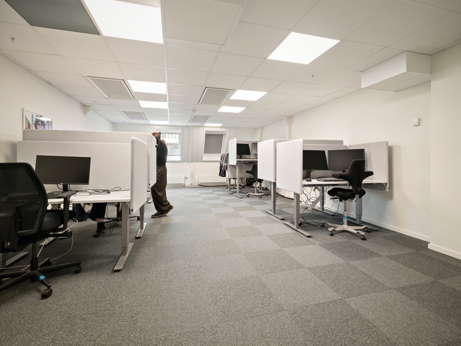 Teamkontor, kontor eller åpen løsning? Her finner du det meste. Galleribilde