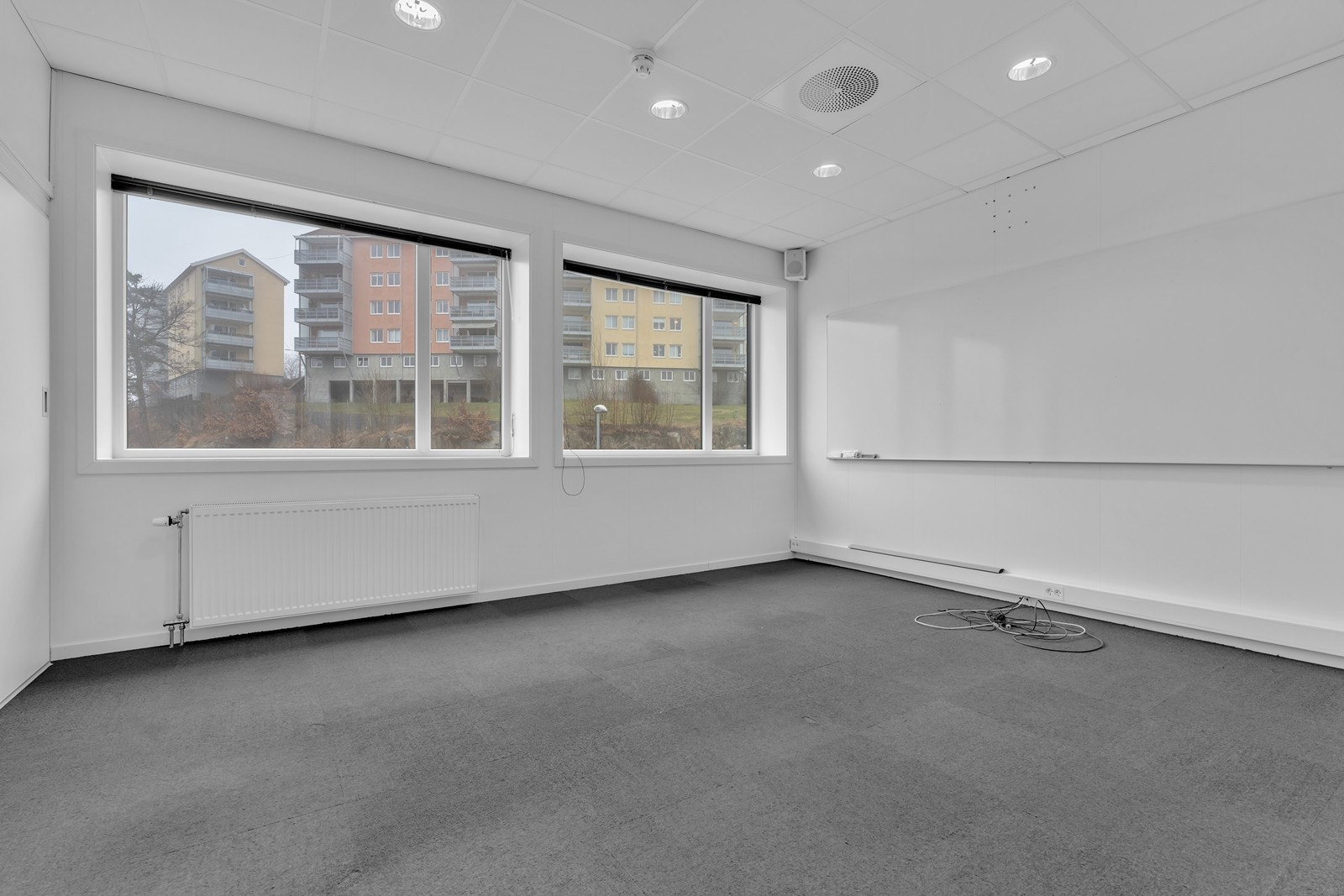 Møterom som kan åpnes mot spiserommet. Galleribilde