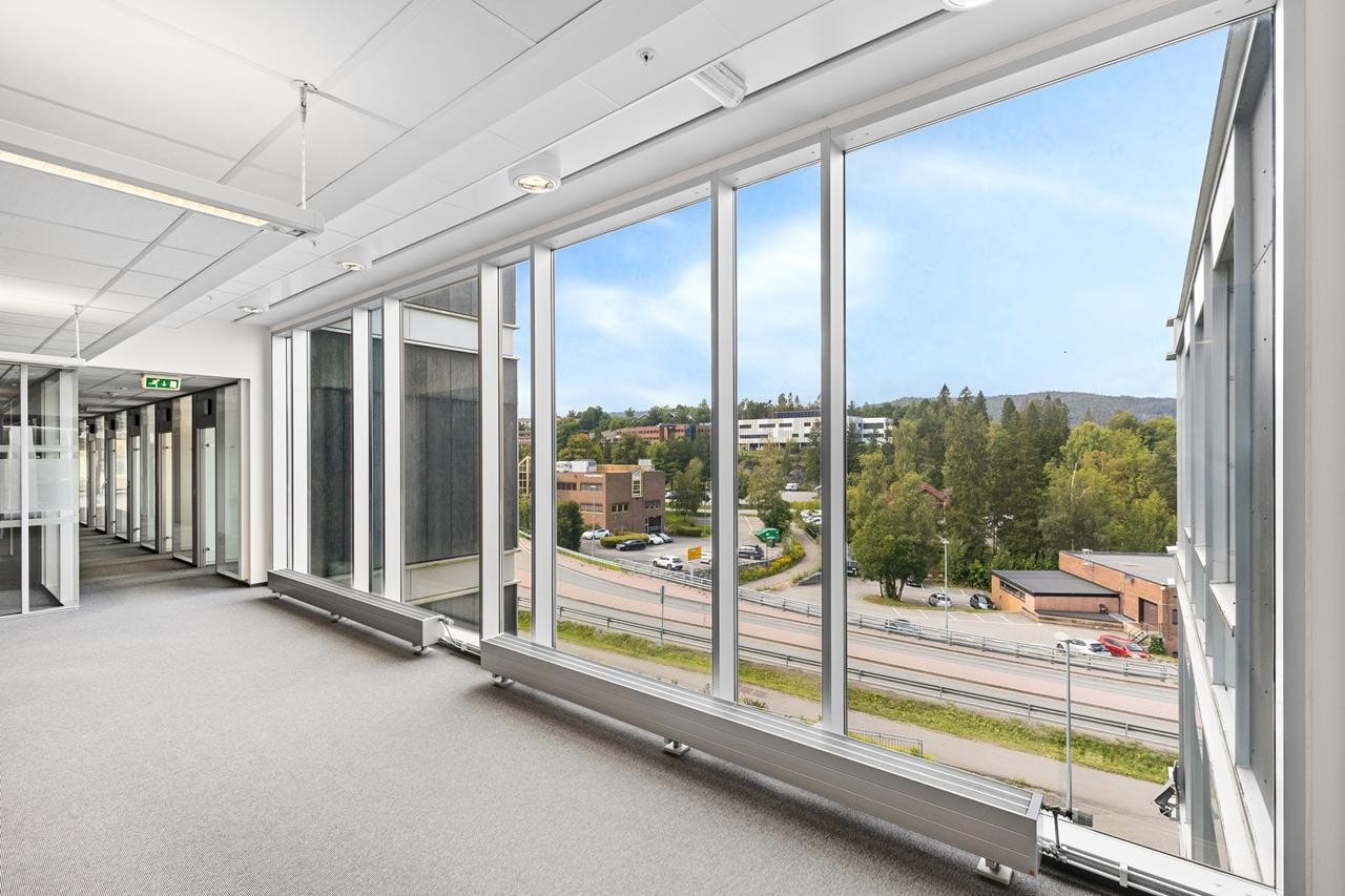 Utsikt fra lokalene. Galleribilde