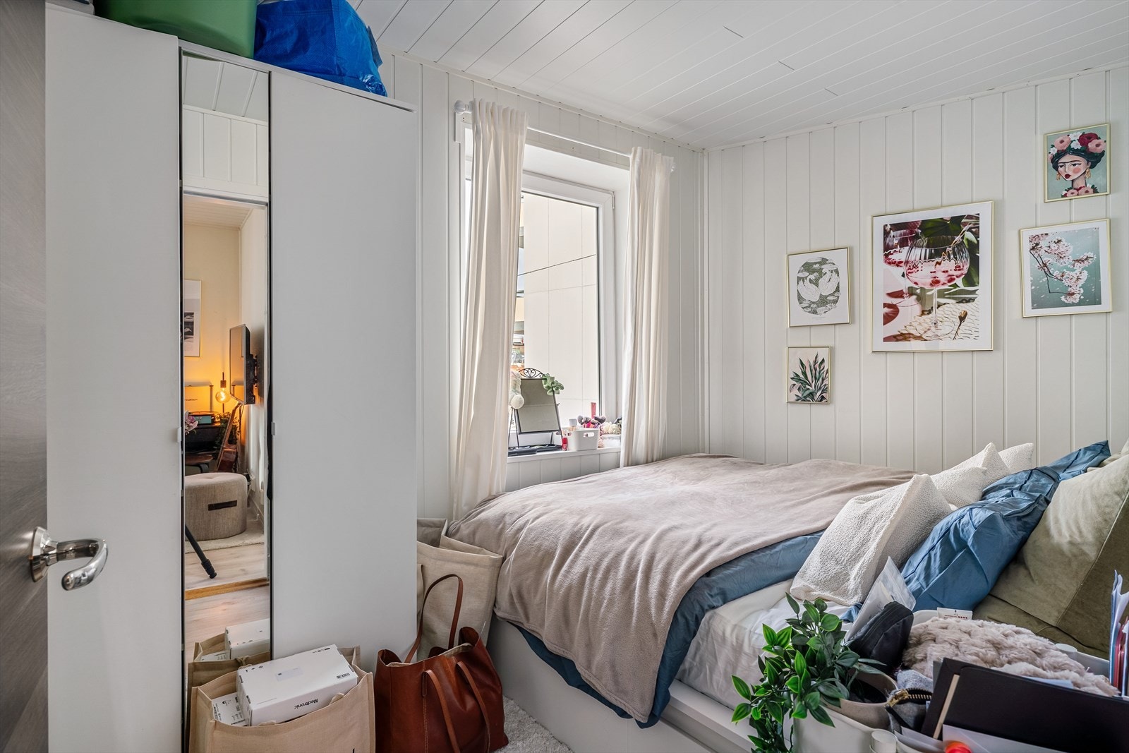 - H0201 - Galleribilde