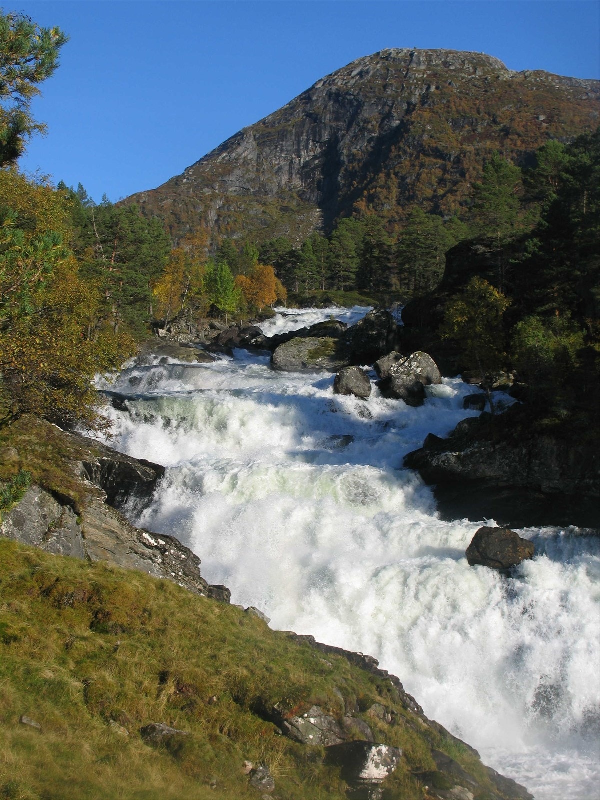 Hovsfossen Galleribilde