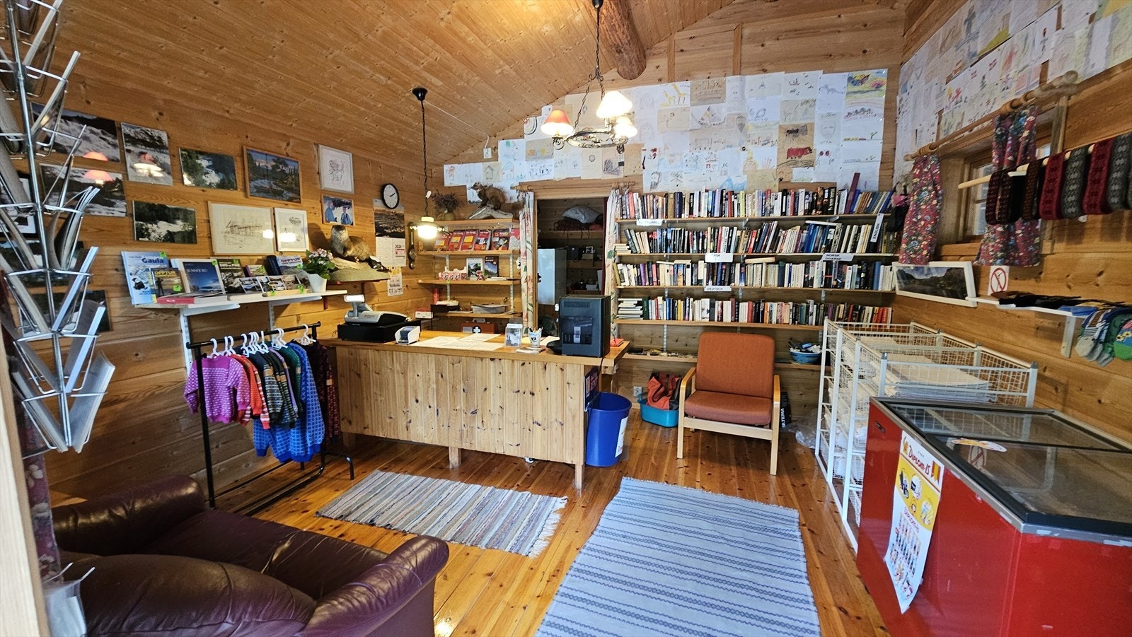 Hovhyttegrend Servicebygget Galleribilde