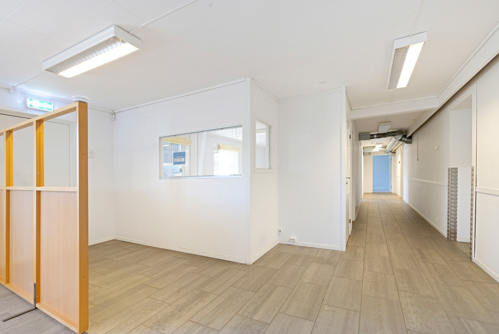 Inngang/resepsjon/venterom. Galleribilde