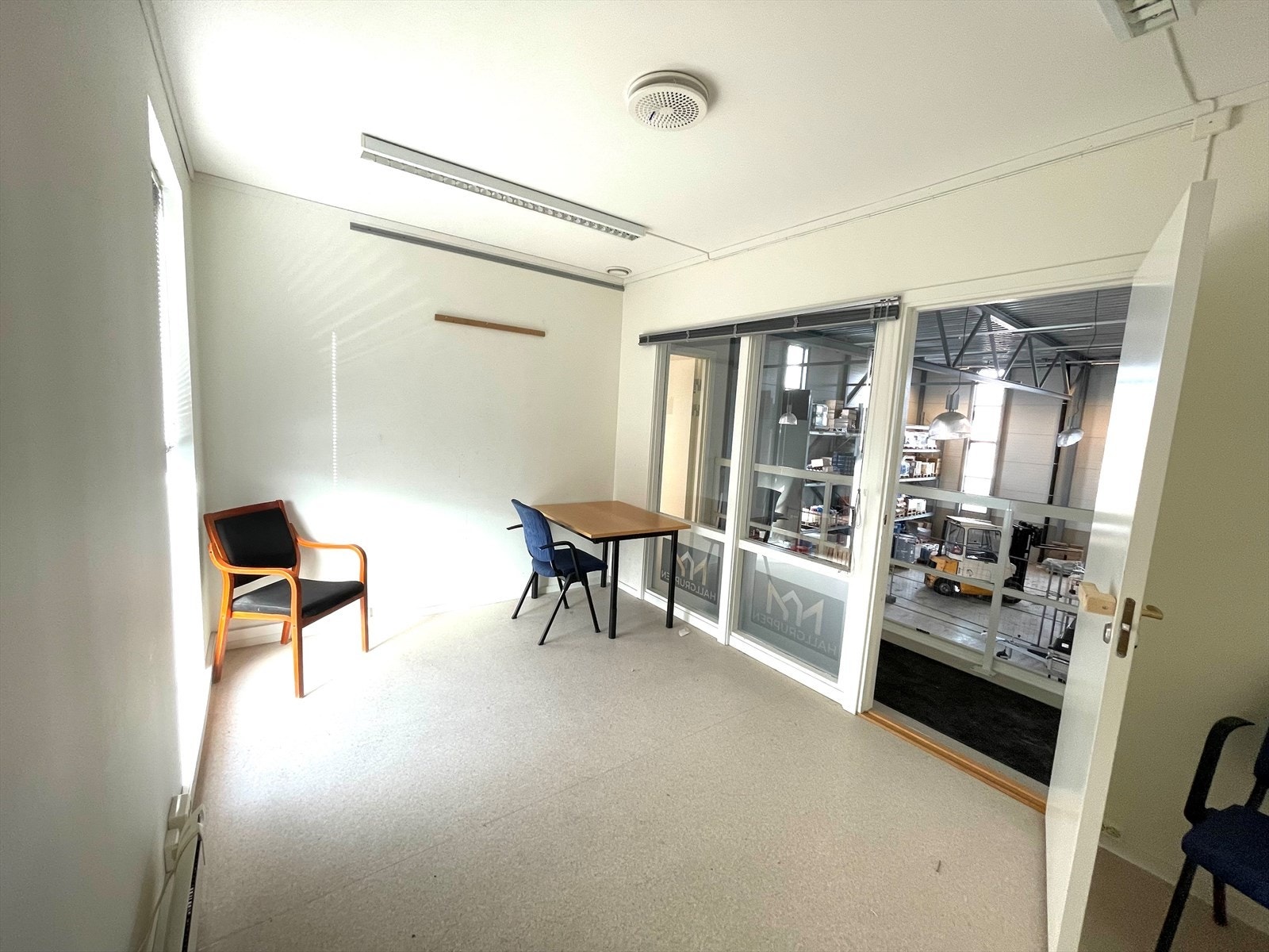 Kontor messanin. Galleribilde