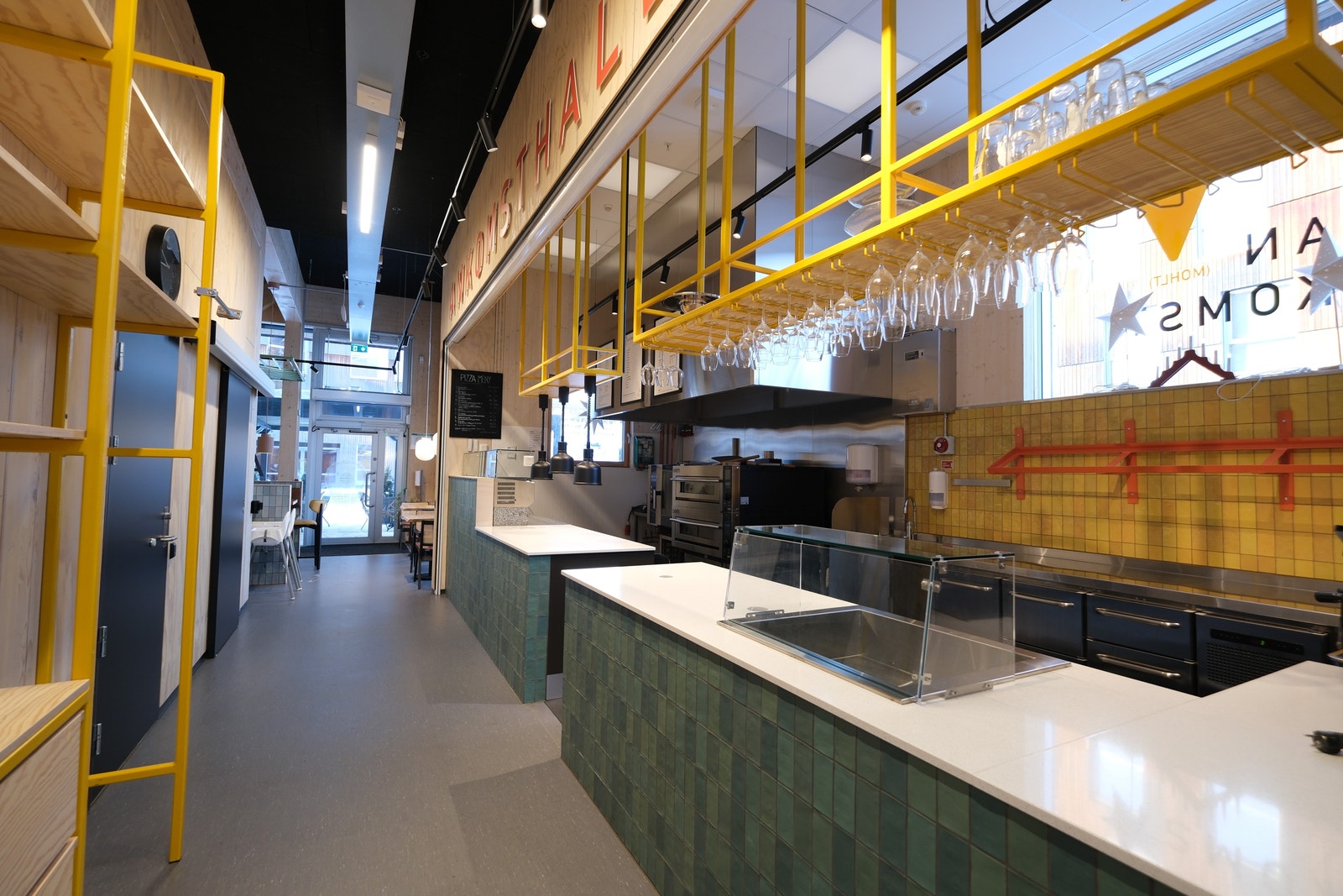 Salgsområde/ kjøkken Galleribilde