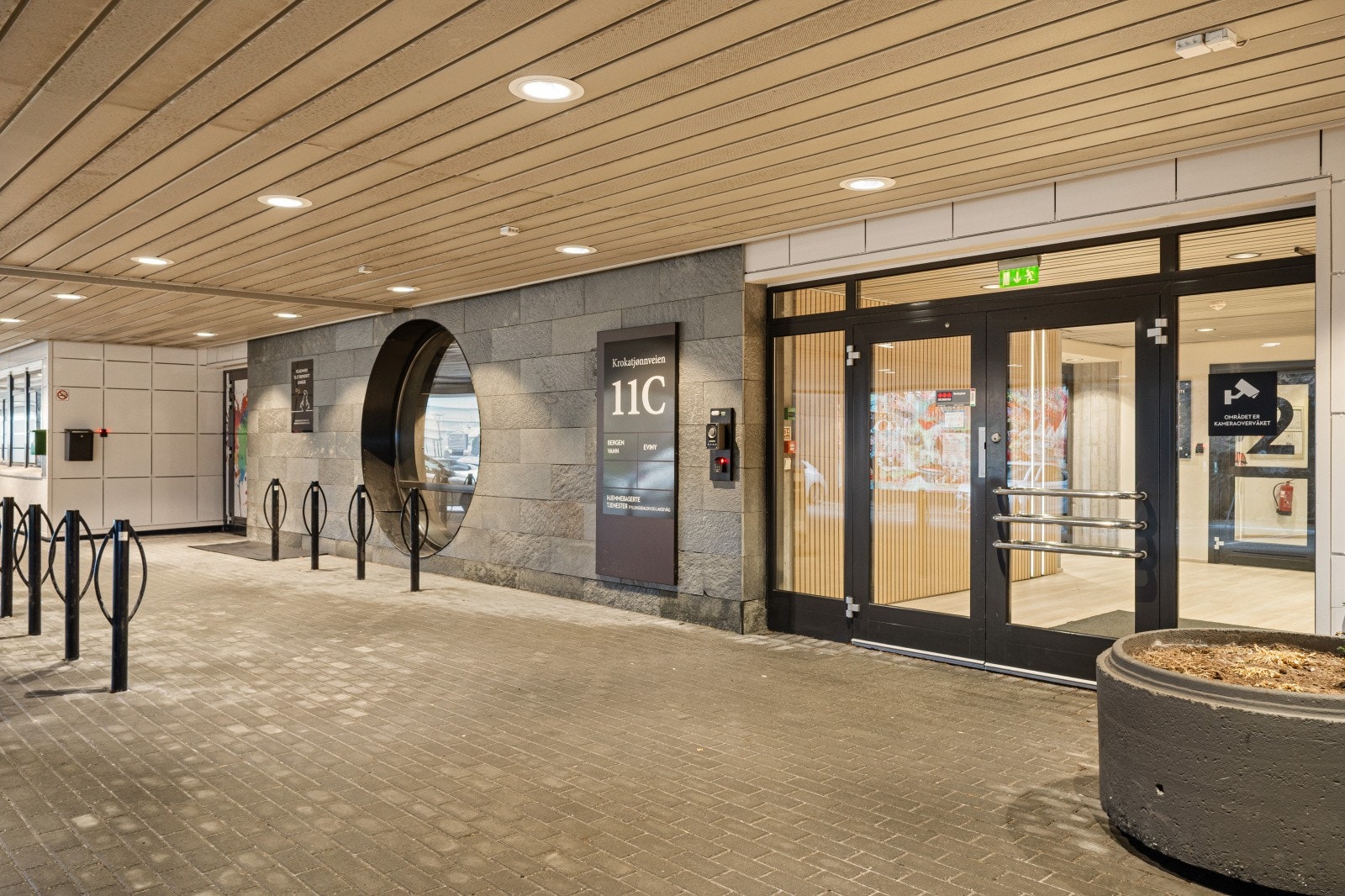 Inngangsparti i 2. etasje Galleribilde