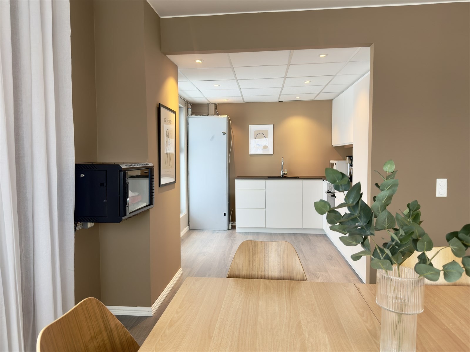 Felles kjøkken og spiserom Galleribilde