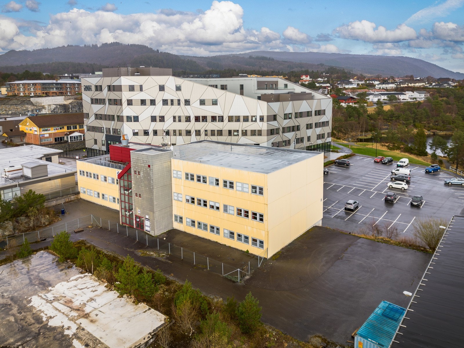 Kvassnesvegen 44 | Presentert av PrivatMegleren Næring v/Susanne Troye Galleribilde