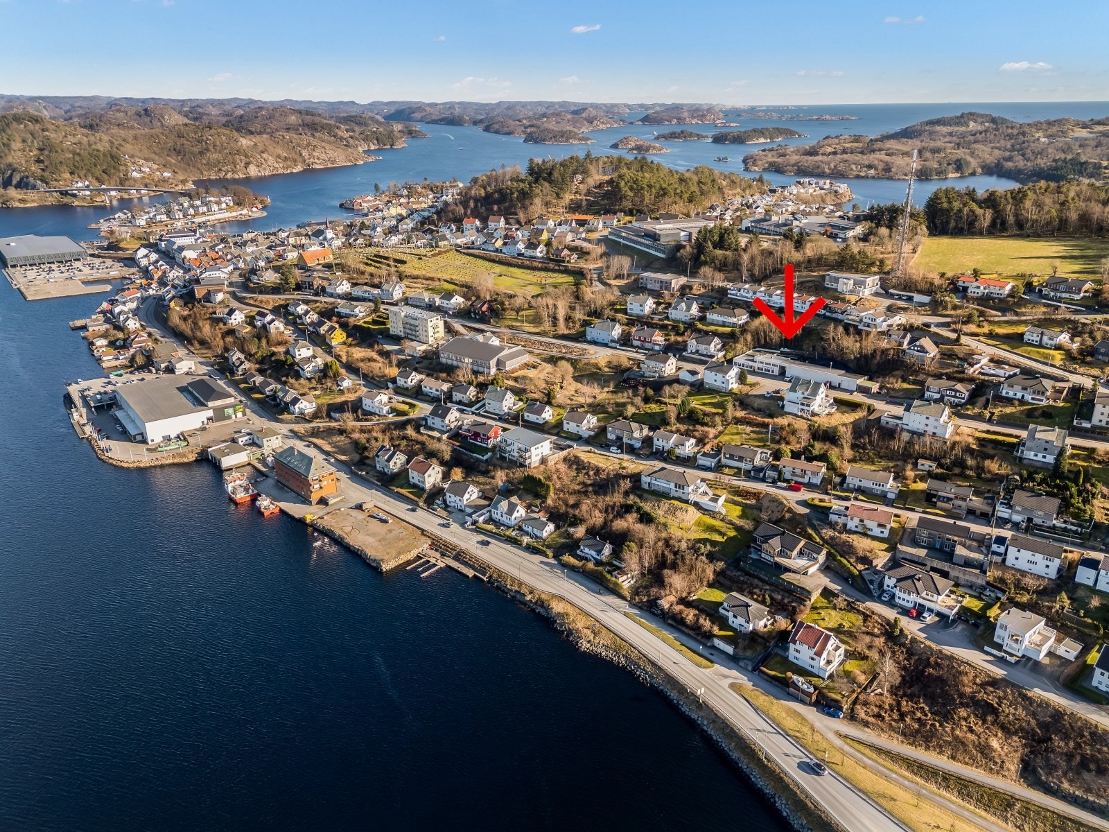 Flott beliggenhet - tett på Farsund sentrum Galleribilde