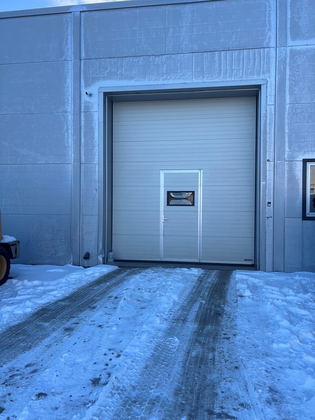 Kontorbygg og lager -Bjørumsvegen 9.jpg Galleribilde