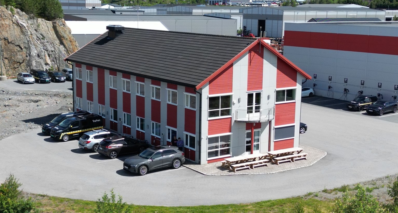 Kontorbygg-Bjørumsvegen 1.jpg Galleribilde