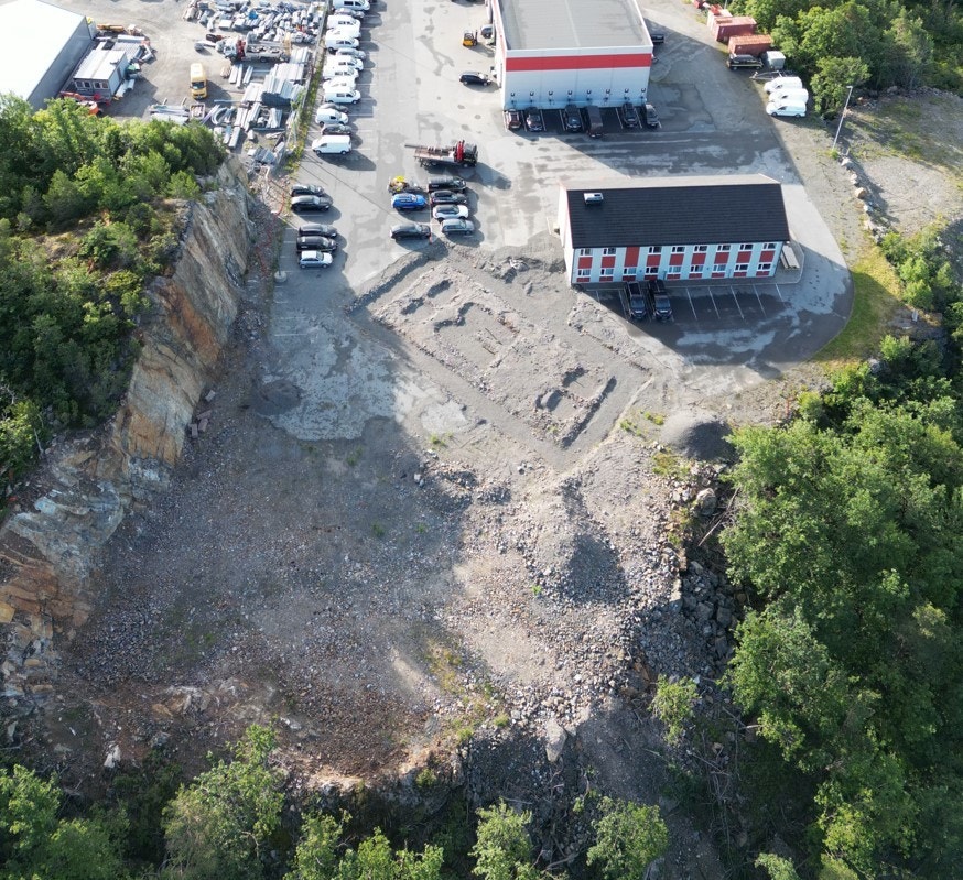 Tomt 1500 m2.jpg Galleribilde